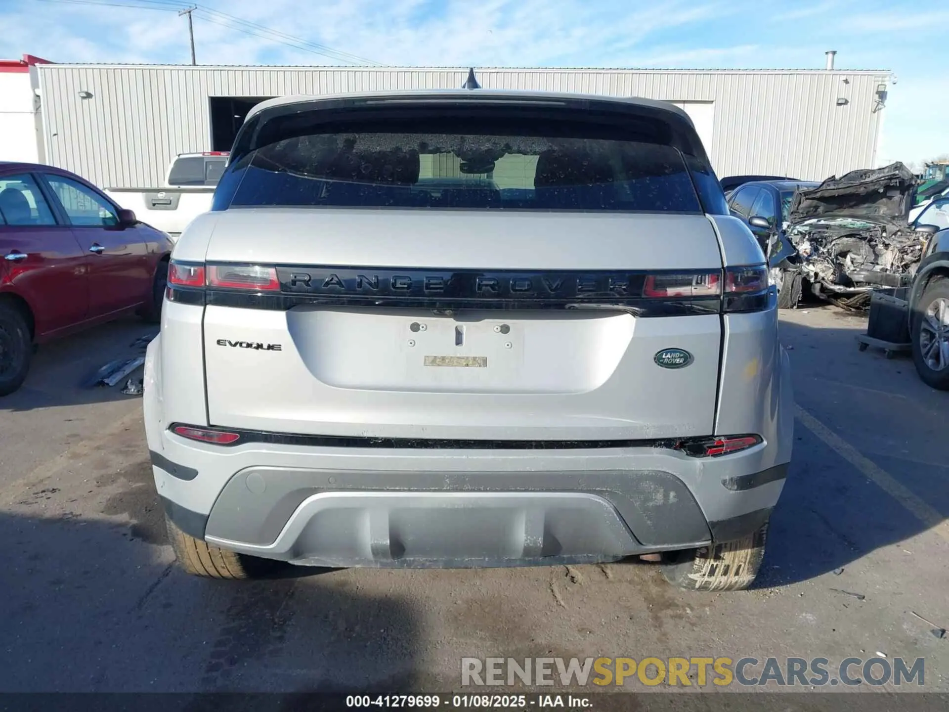 17 Photograph of a damaged car SALZJ2FX8LH065312 LAND ROVER RANGE ROVER EVOQUE 2020