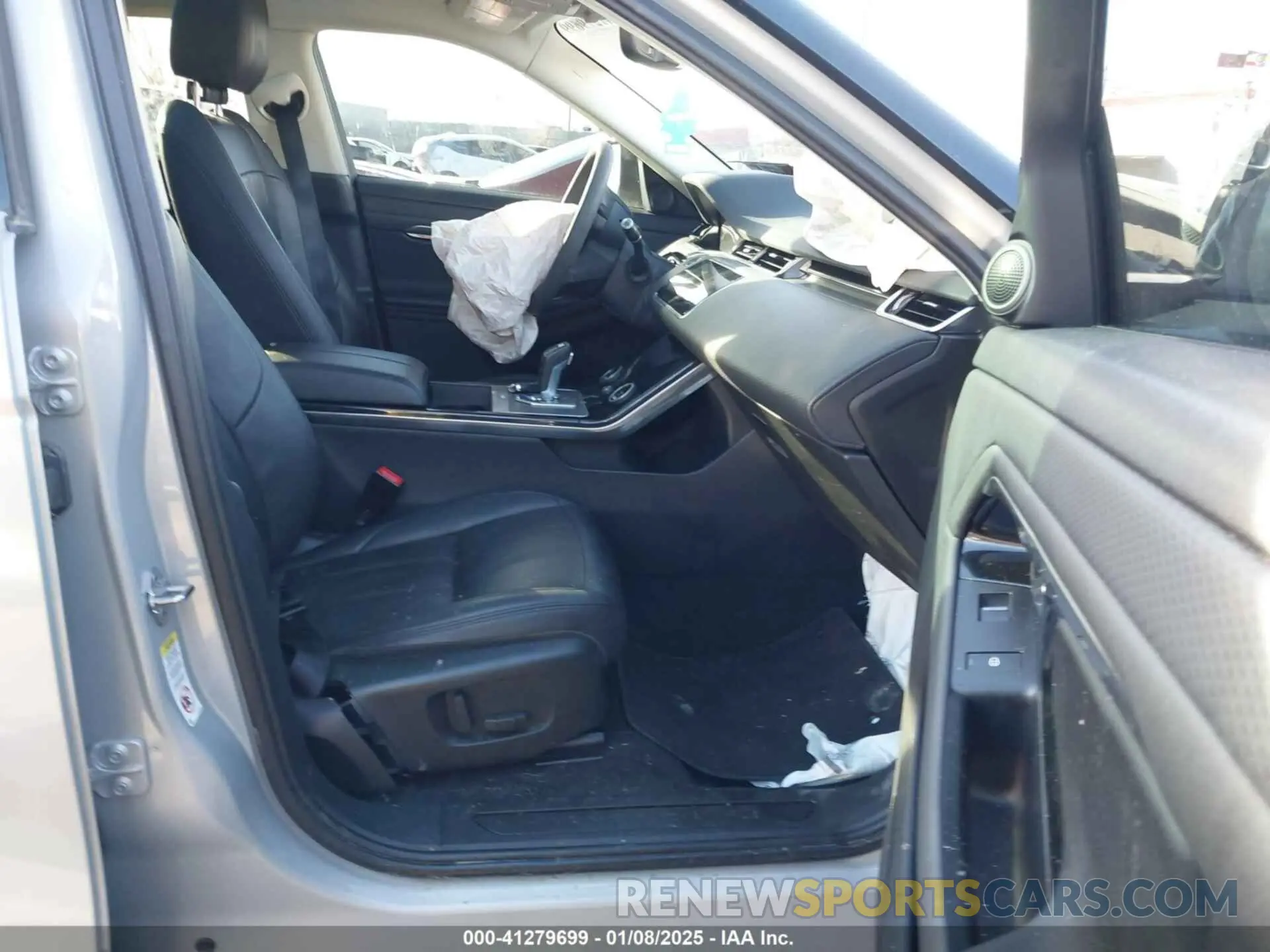 5 Photograph of a damaged car SALZJ2FX8LH065312 LAND ROVER RANGE ROVER EVOQUE 2020