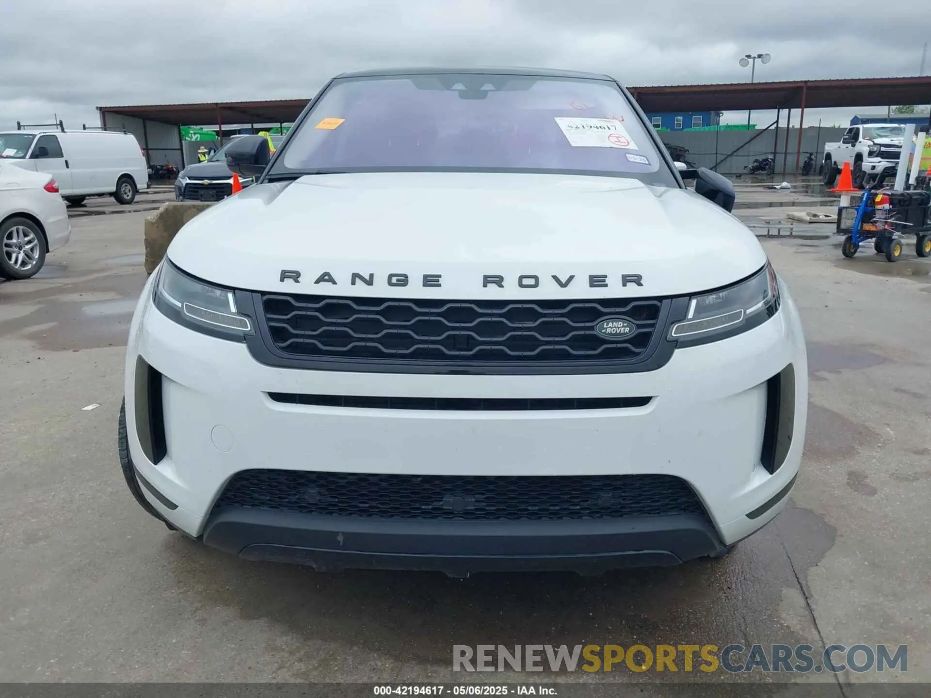 13 Photograph of a damaged car SALZJ2FX9LH084600 LAND ROVER RANGE ROVER EVOQUE 2020