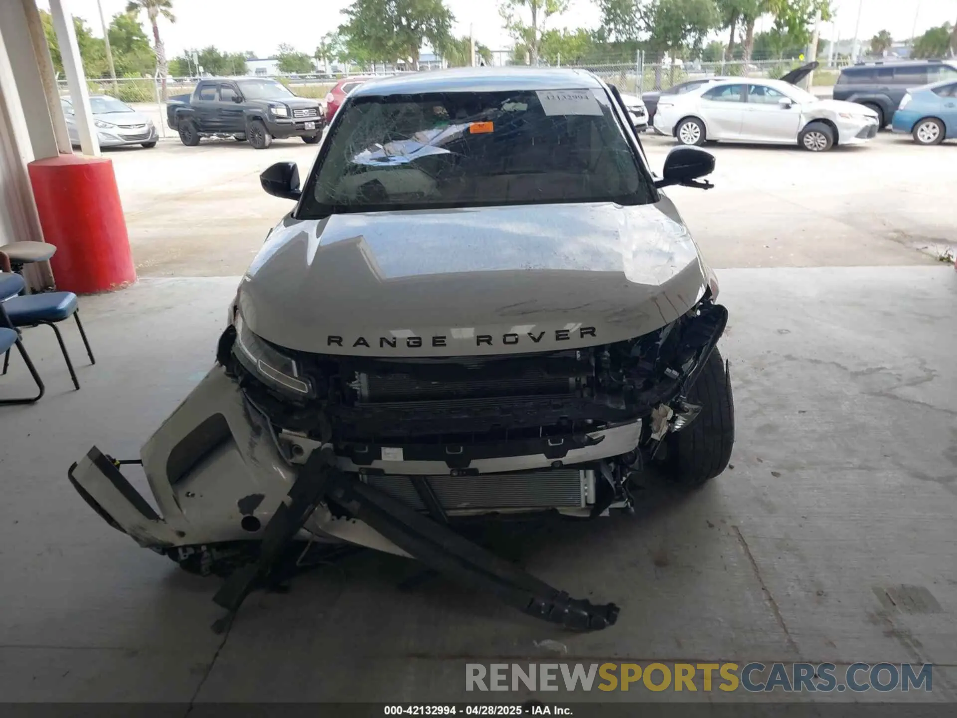 12 Photograph of a damaged car SALZJ2FX9LH120642 LAND ROVER RANGE ROVER EVOQUE 2020