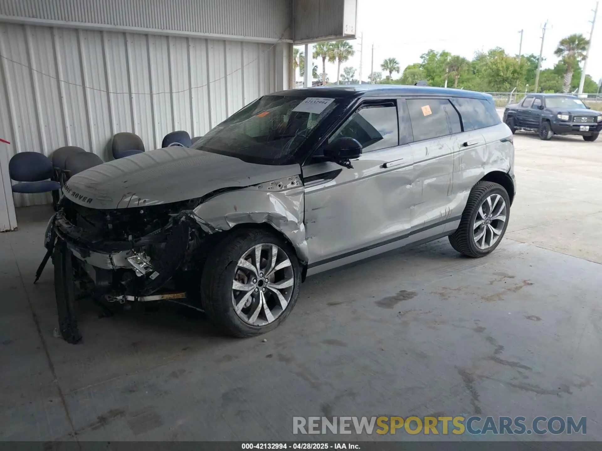 2 Photograph of a damaged car SALZJ2FX9LH120642 LAND ROVER RANGE ROVER EVOQUE 2020