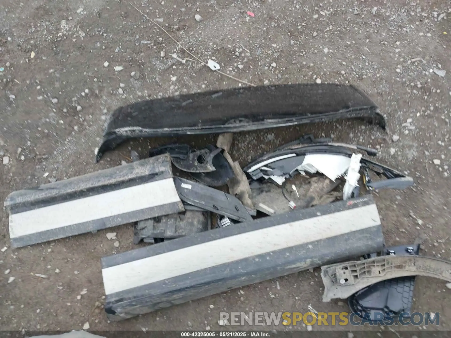 11 Photograph of a damaged car SALZL2FX0LH020729 LAND ROVER RANGE ROVER EVOQUE 2020