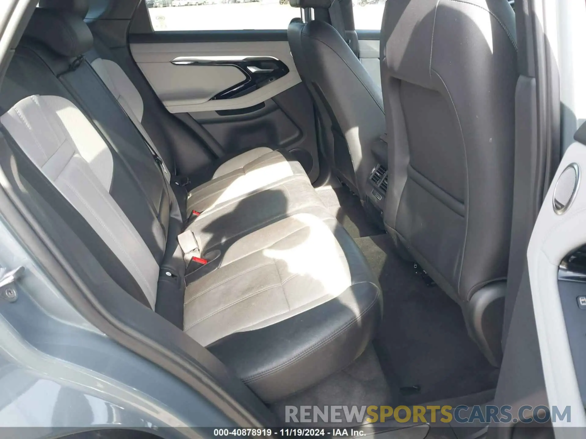 8 Photograph of a damaged car SALZL2FX6LH111326 LAND ROVER RANGE ROVER EVOQUE 2020