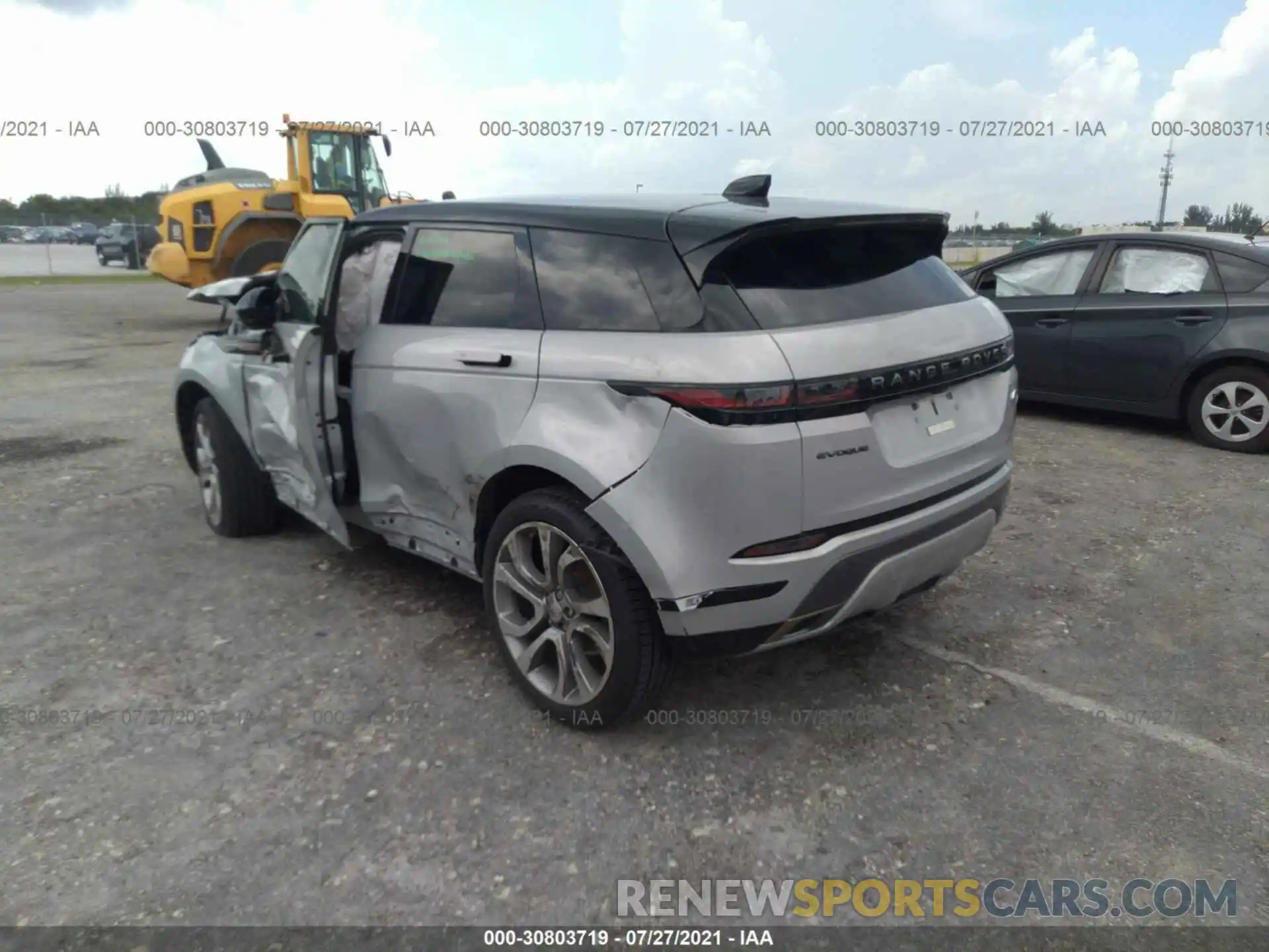 6 Photograph of a damaged car SALZL2FXXLH062812 LAND ROVER RANGE ROVER EVOQUE 2020