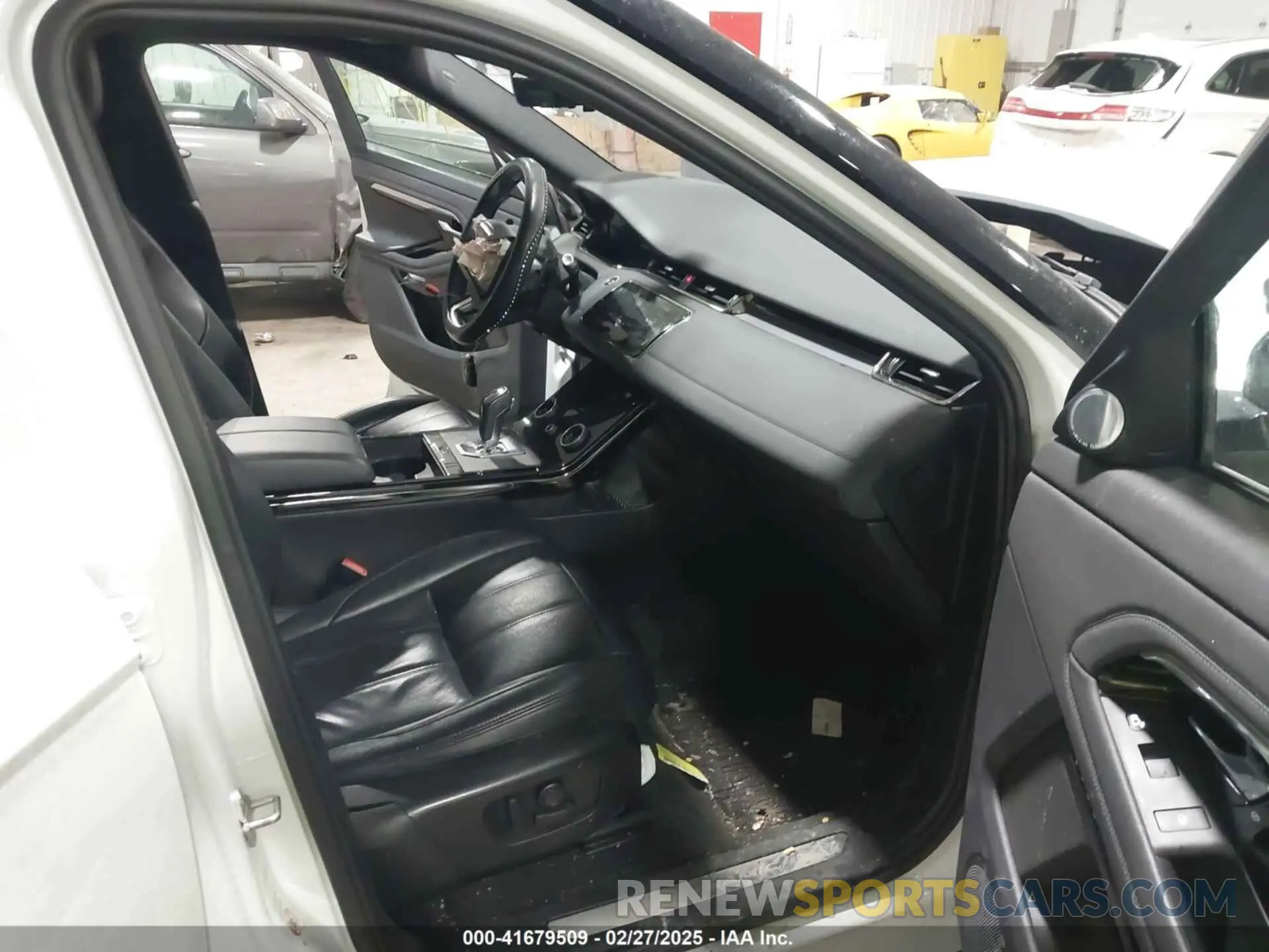 5 Photograph of a damaged car SALZL2GX0LH088771 LAND ROVER RANGE ROVER EVOQUE 2020