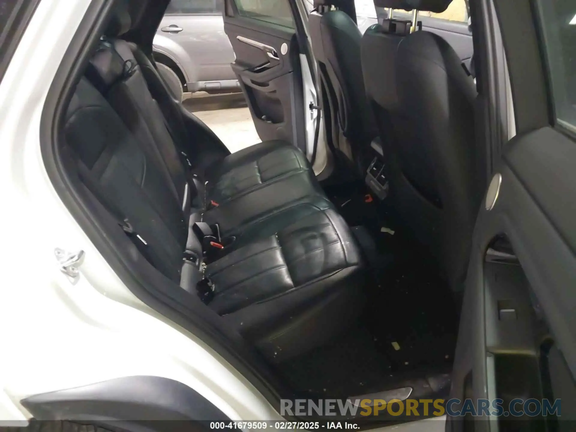 8 Photograph of a damaged car SALZL2GX0LH088771 LAND ROVER RANGE ROVER EVOQUE 2020