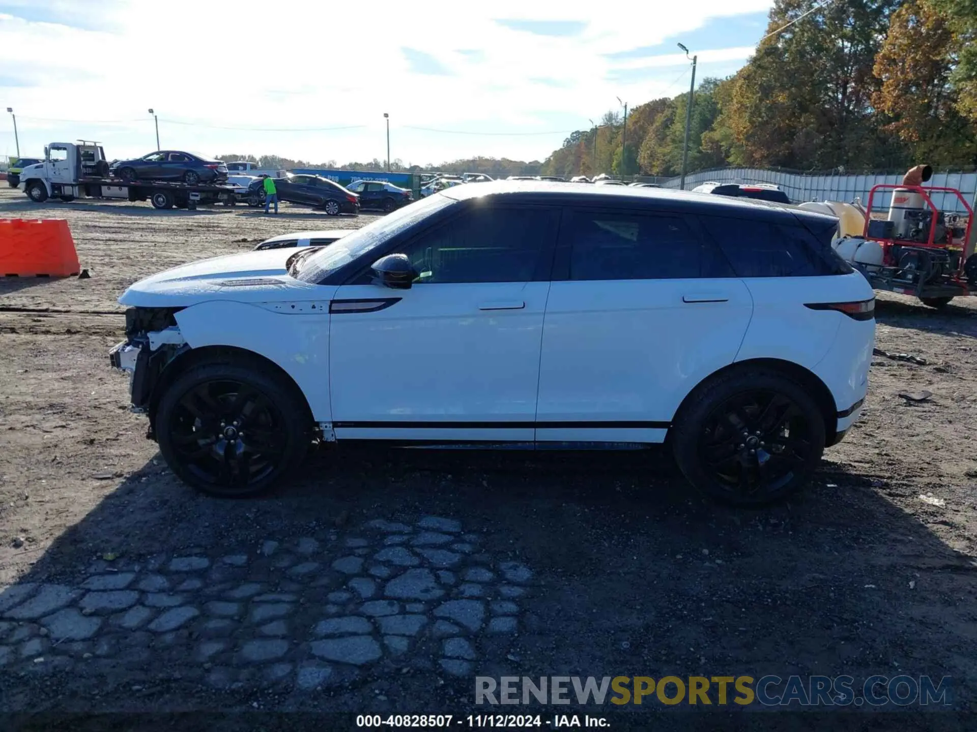 15 Photograph of a damaged car SALZL2GX6LH009541 LAND ROVER RANGE ROVER EVOQUE 2020