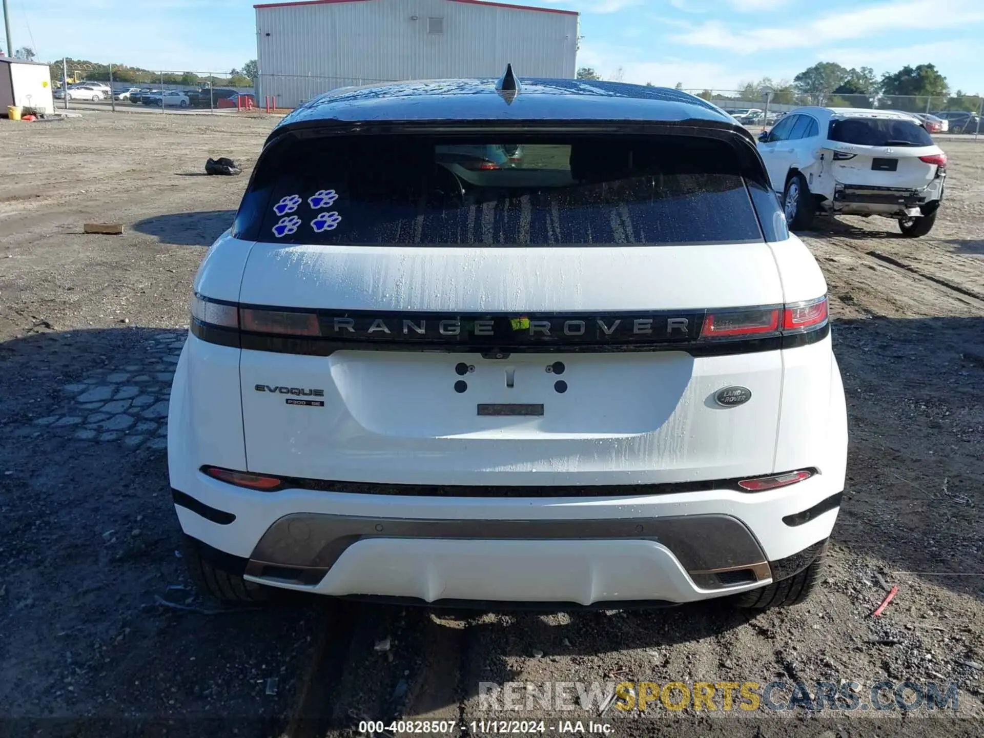 17 Photograph of a damaged car SALZL2GX6LH009541 LAND ROVER RANGE ROVER EVOQUE 2020