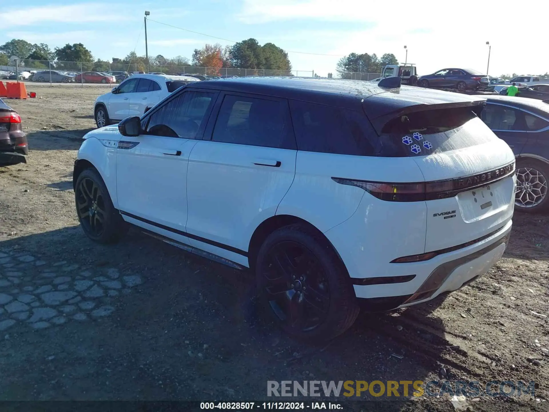 3 Photograph of a damaged car SALZL2GX6LH009541 LAND ROVER RANGE ROVER EVOQUE 2020