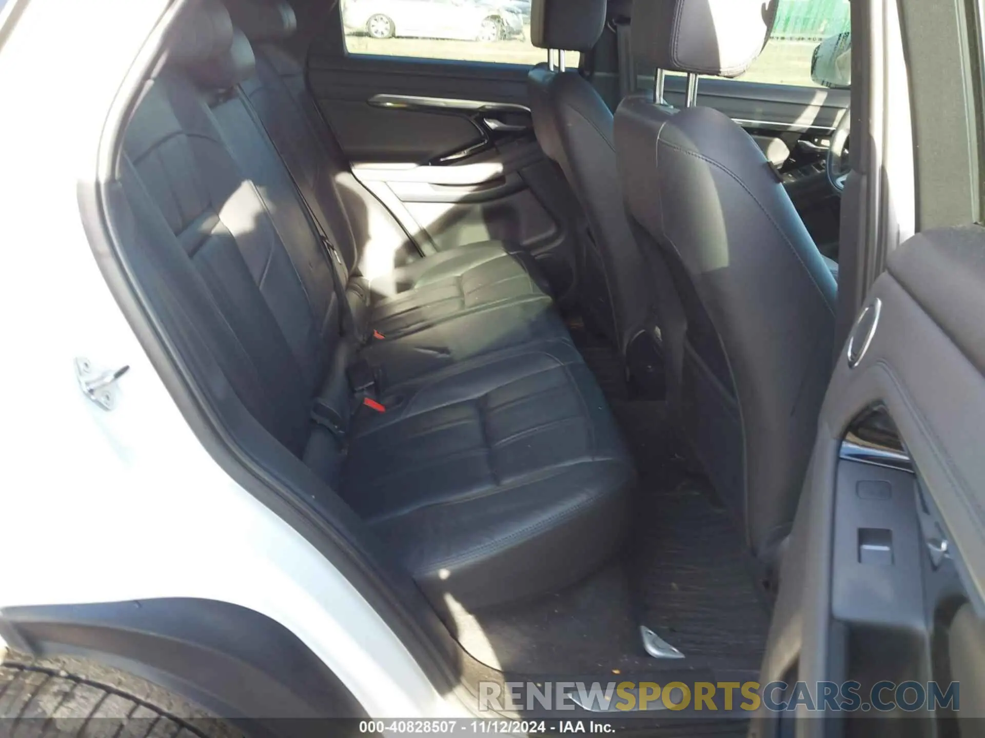 8 Photograph of a damaged car SALZL2GX6LH009541 LAND ROVER RANGE ROVER EVOQUE 2020