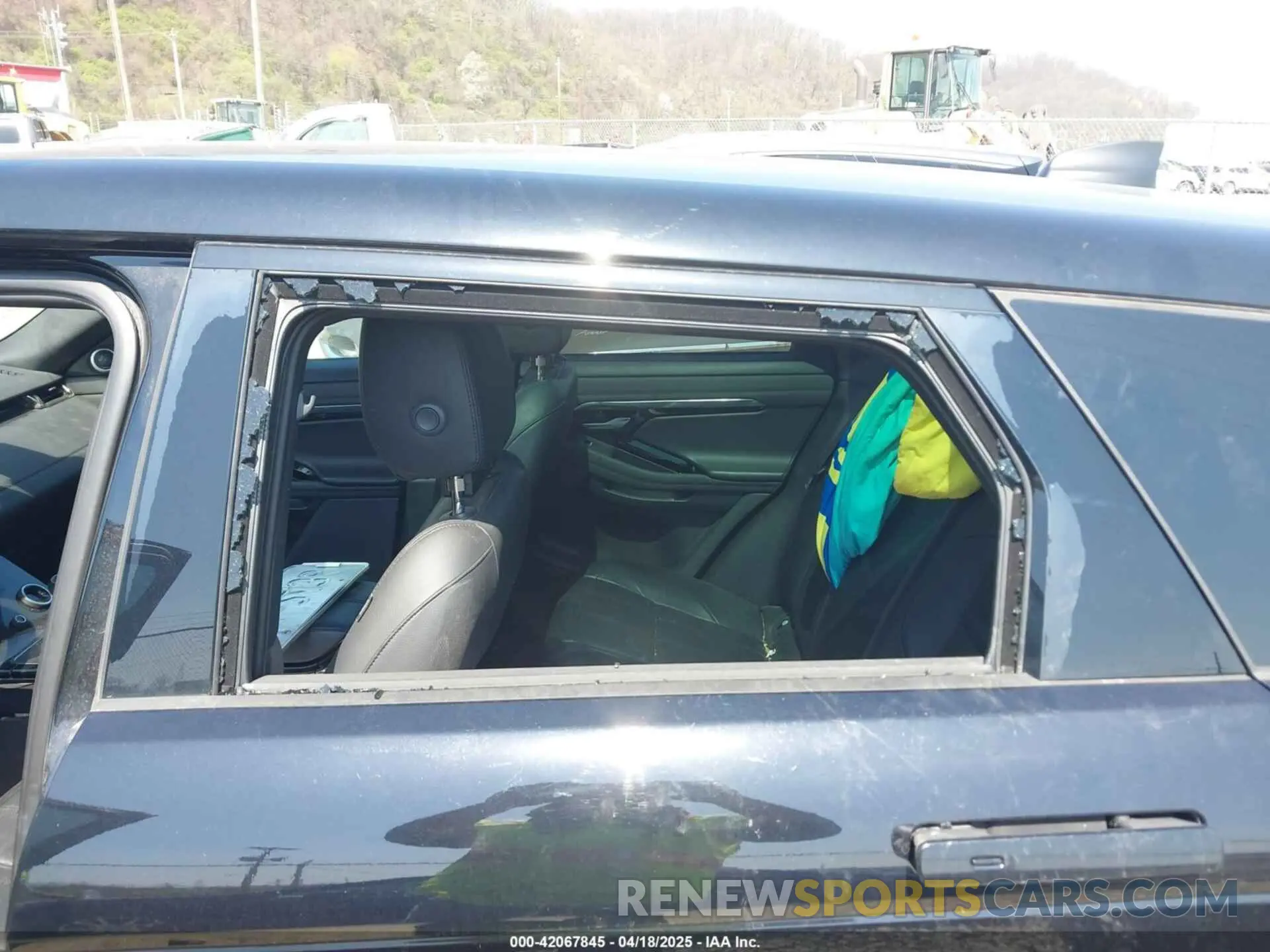 6 Photograph of a damaged car SALZL2GX7LH042693 LAND ROVER RANGE ROVER EVOQUE 2020