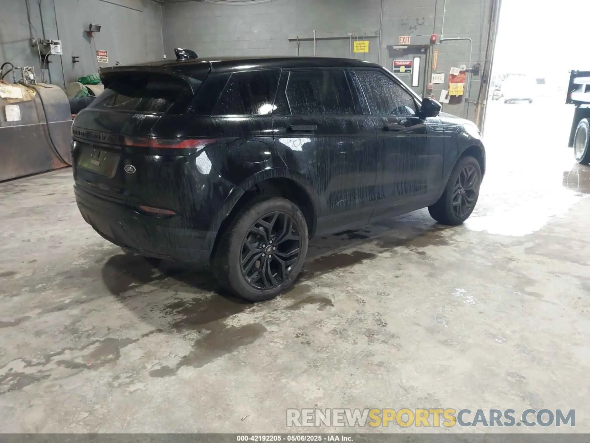4 Photograph of a damaged car SALZP2FX3LH021085 LAND ROVER RANGE ROVER EVOQUE 2020