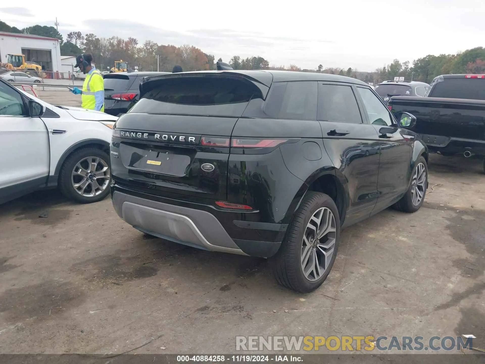 4 Photograph of a damaged car SALZP2FX3LH045578 LAND ROVER RANGE ROVER EVOQUE 2020