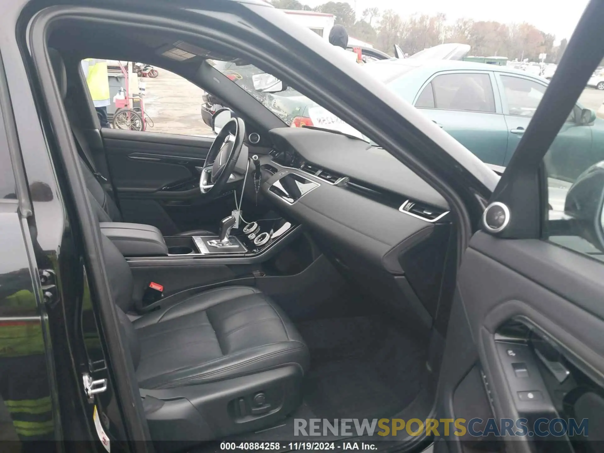 5 Photograph of a damaged car SALZP2FX3LH045578 LAND ROVER RANGE ROVER EVOQUE 2020