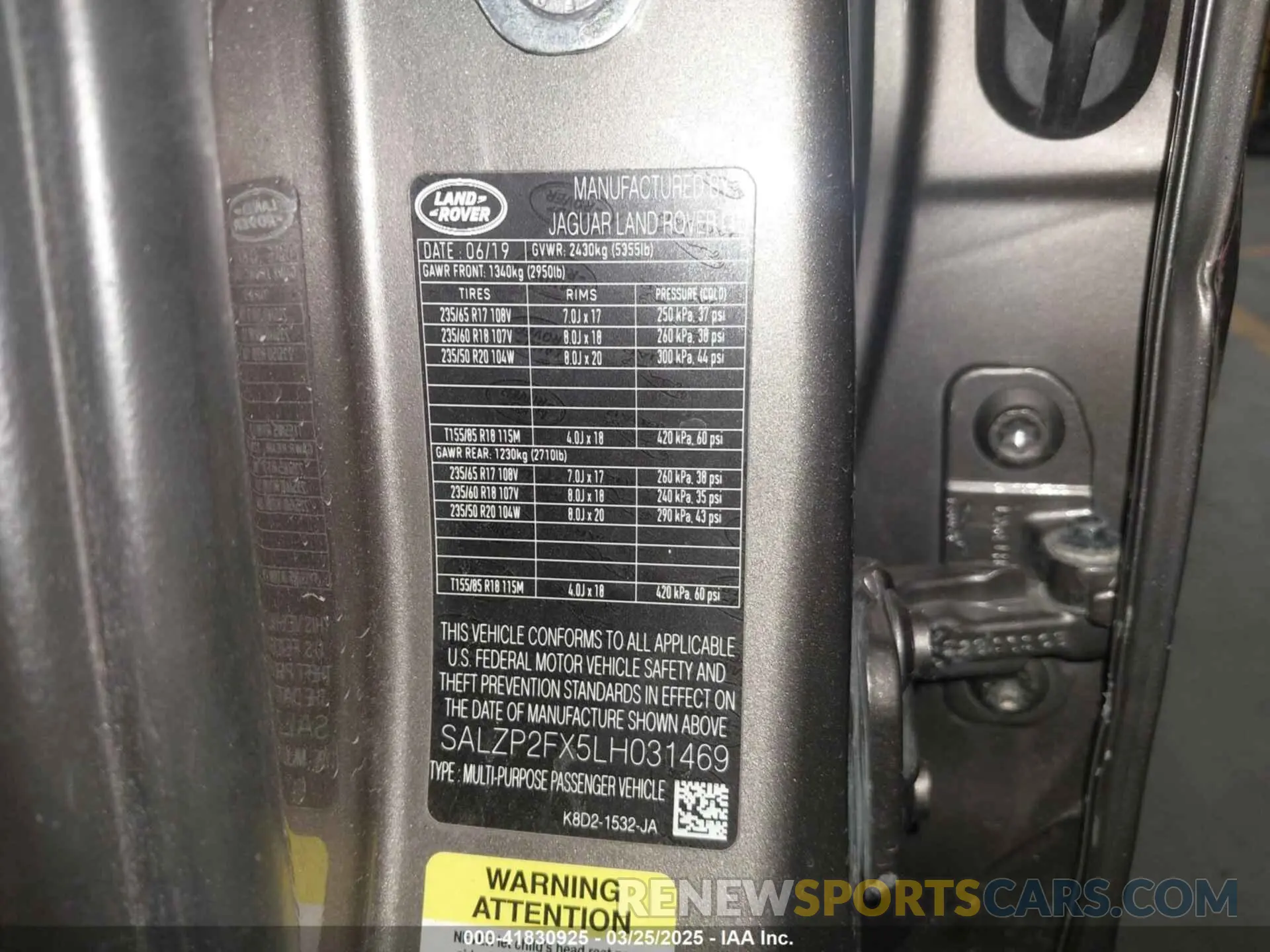 9 Photograph of a damaged car SALZP2FX5LH031469 LAND ROVER RANGE ROVER EVOQUE 2020