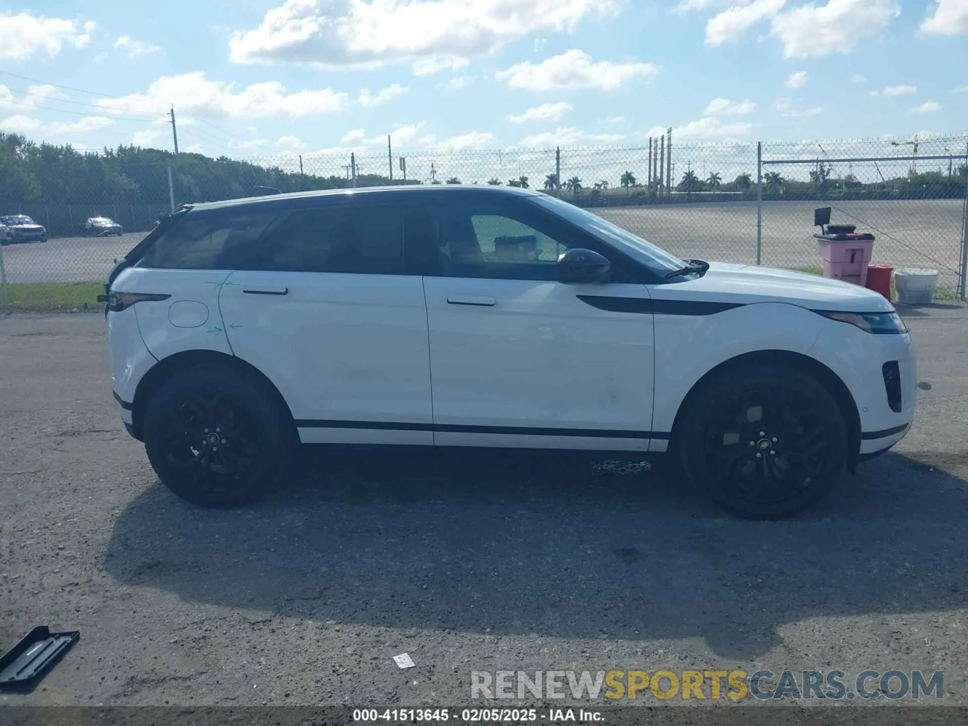 14 Photograph of a damaged car SALZP2FX5LH038650 LAND ROVER RANGE ROVER EVOQUE 2020