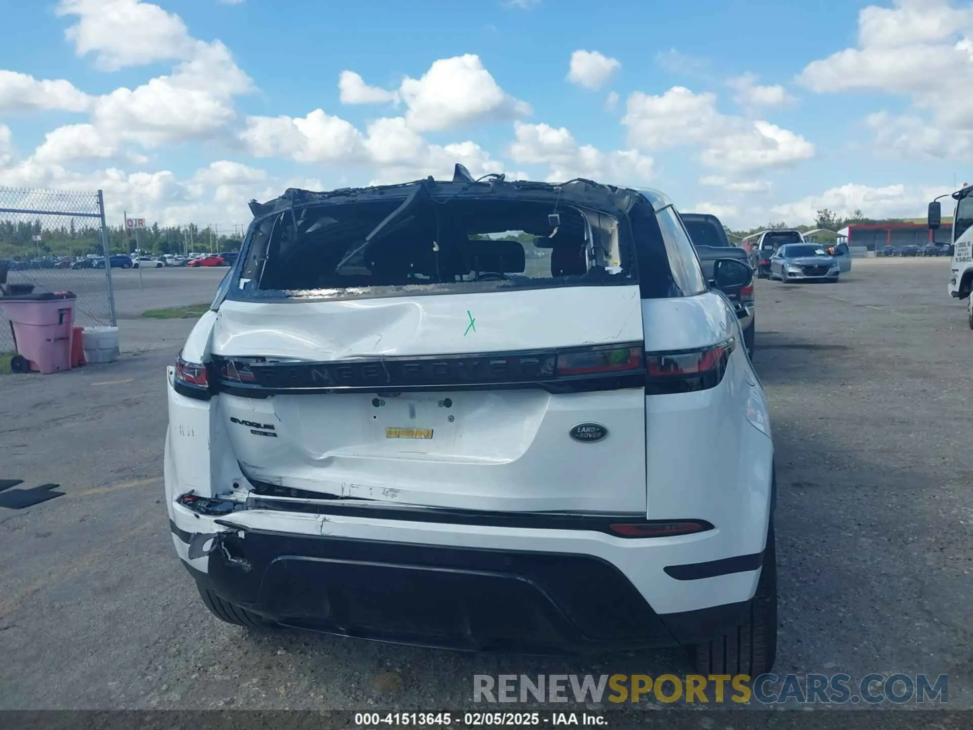 17 Photograph of a damaged car SALZP2FX5LH038650 LAND ROVER RANGE ROVER EVOQUE 2020
