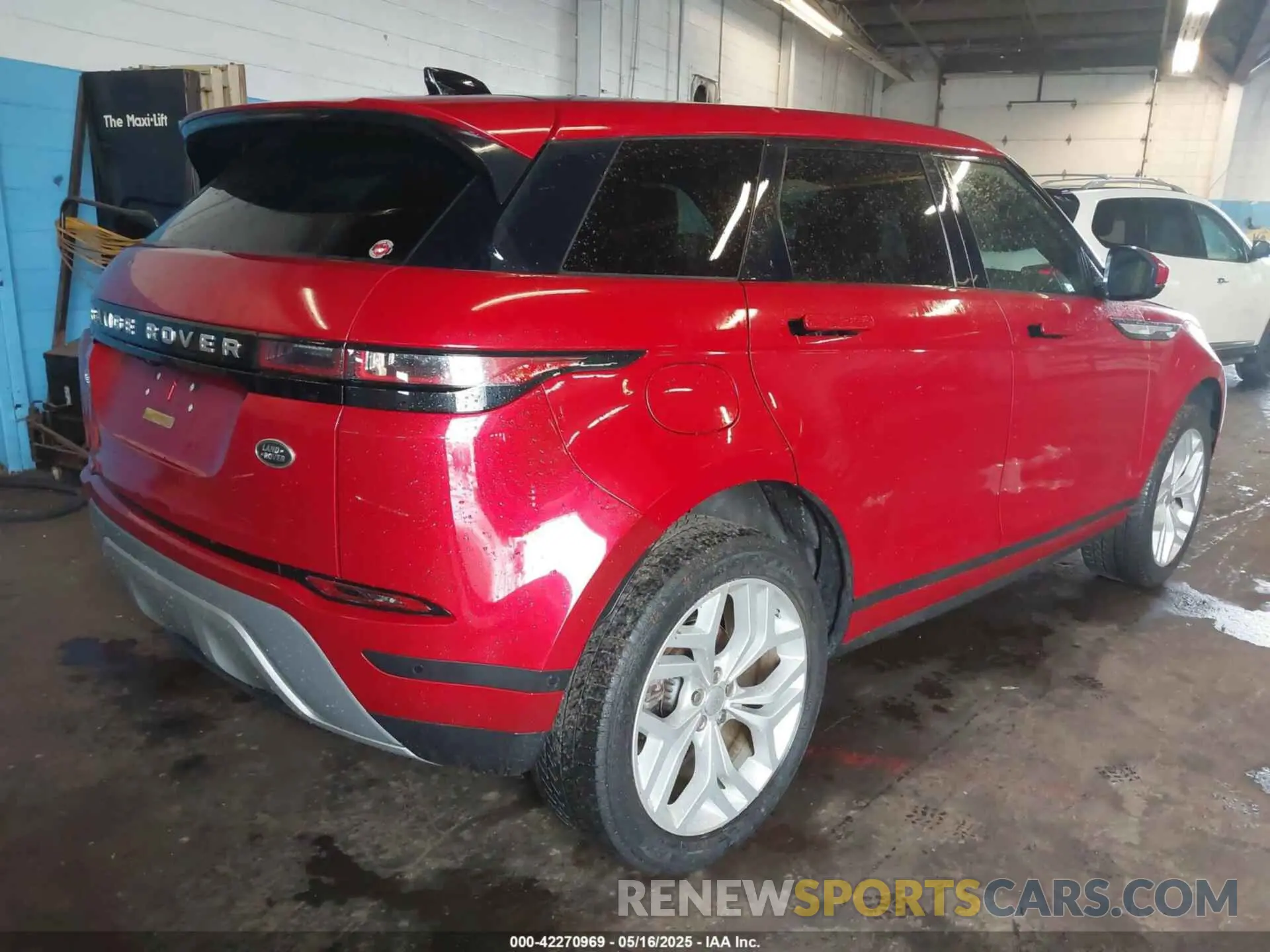 4 Photograph of a damaged car SALZP2FX6LH049060 LAND ROVER RANGE ROVER EVOQUE 2020