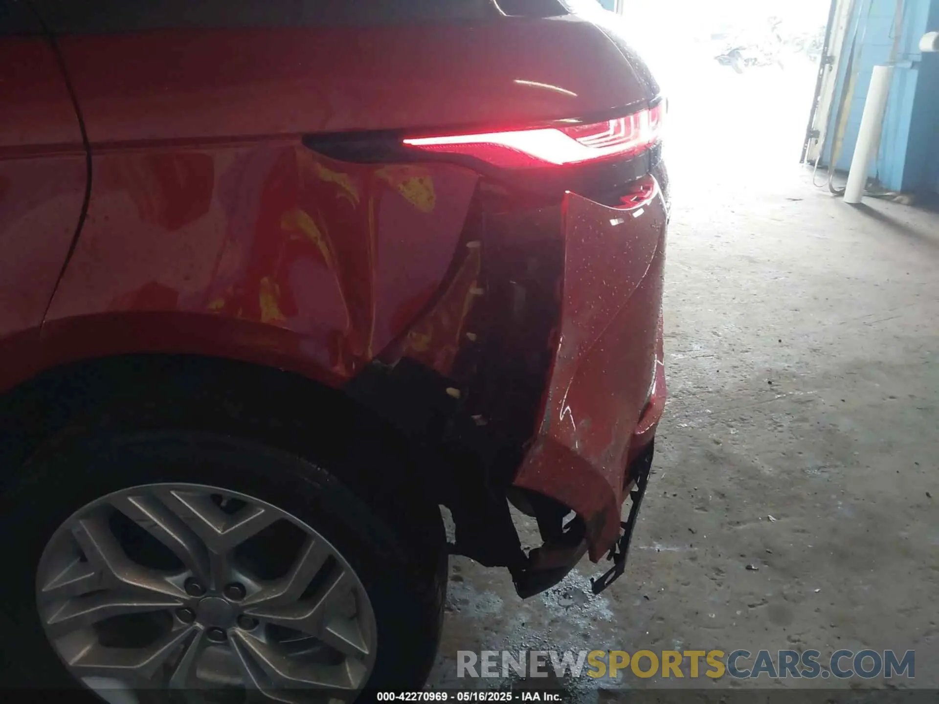6 Photograph of a damaged car SALZP2FX6LH049060 LAND ROVER RANGE ROVER EVOQUE 2020