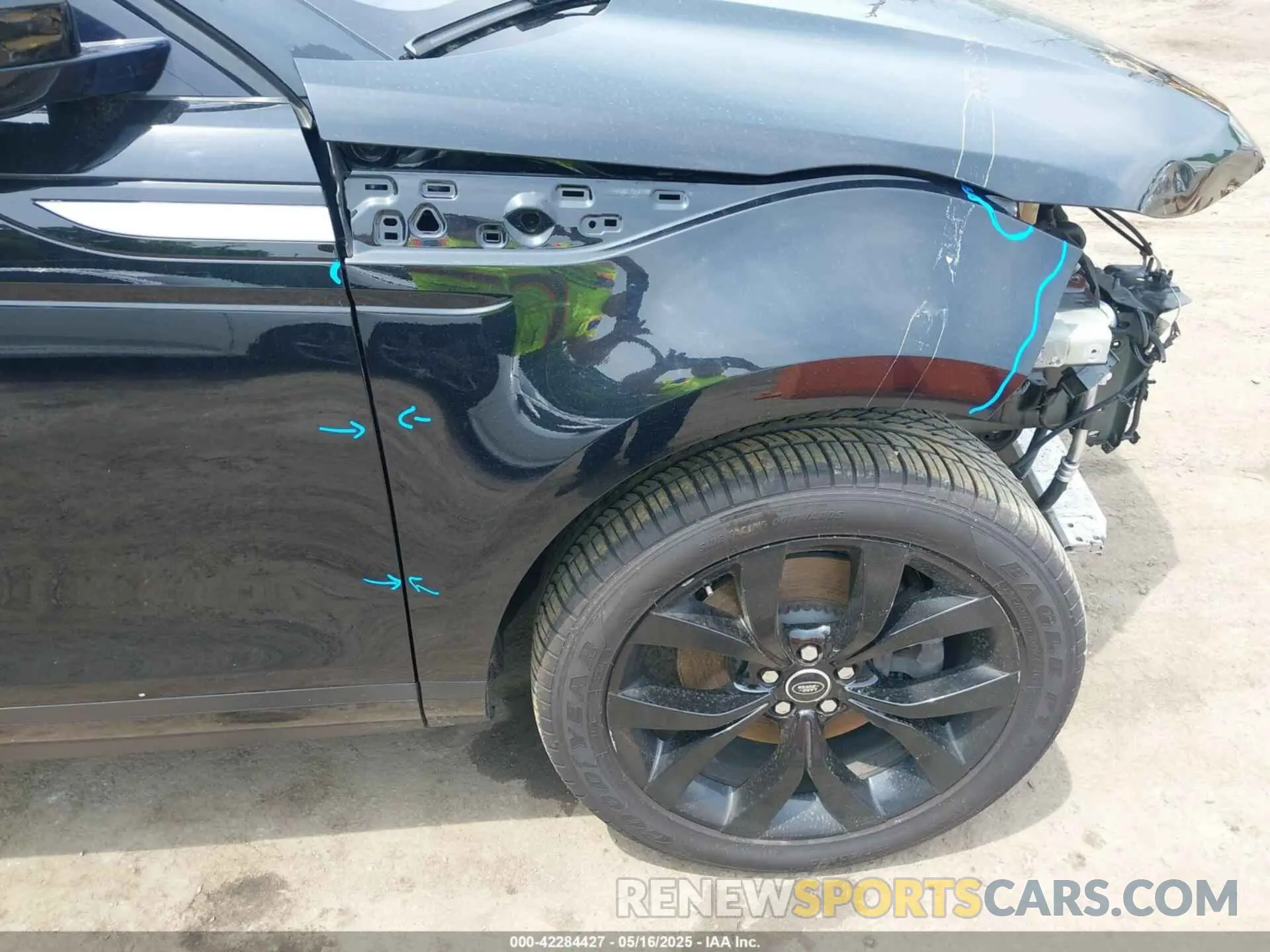 18 Photograph of a damaged car SALZP2FX6LH061273 LAND ROVER RANGE ROVER EVOQUE 2020