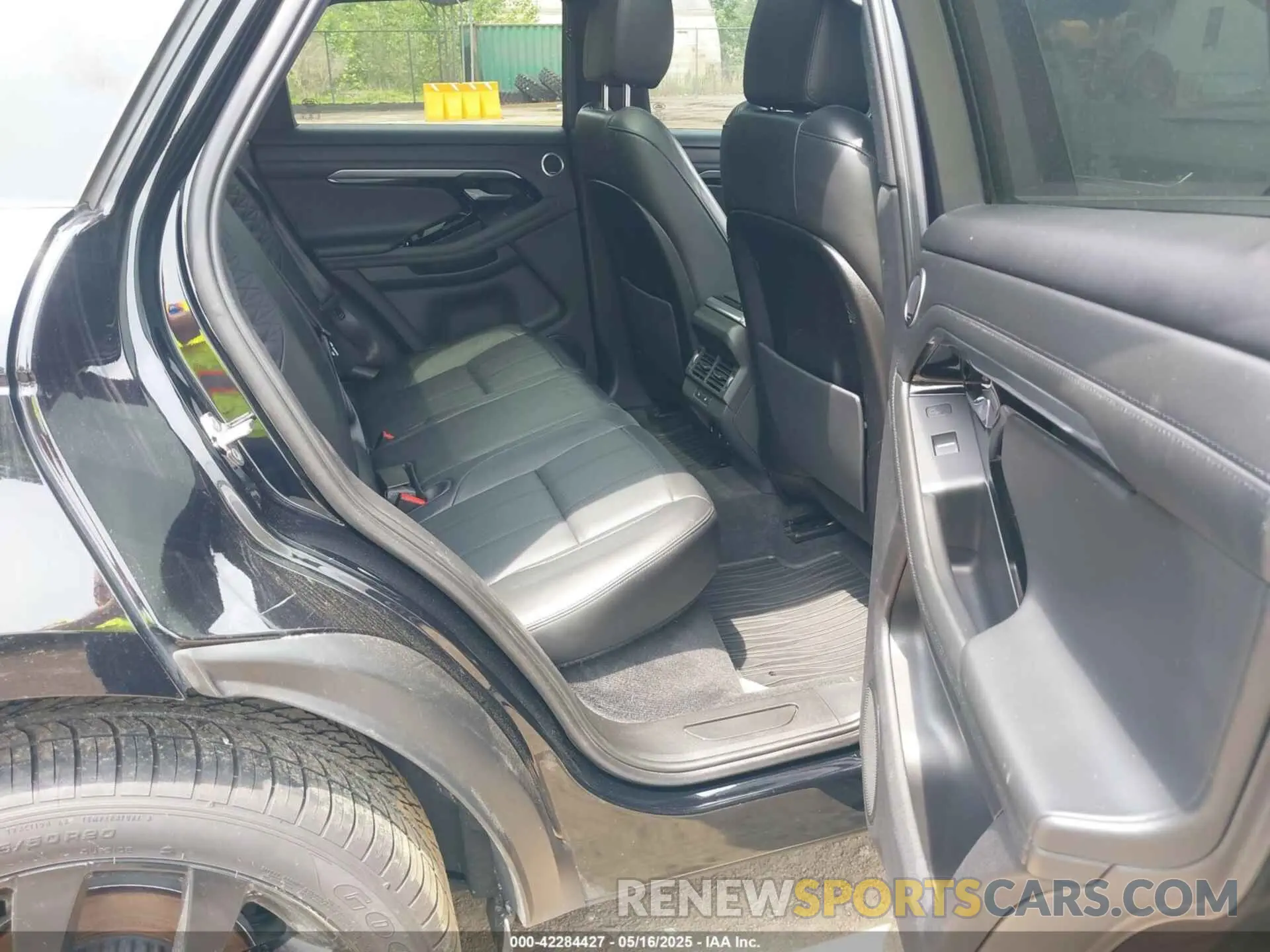 8 Photograph of a damaged car SALZP2FX6LH061273 LAND ROVER RANGE ROVER EVOQUE 2020