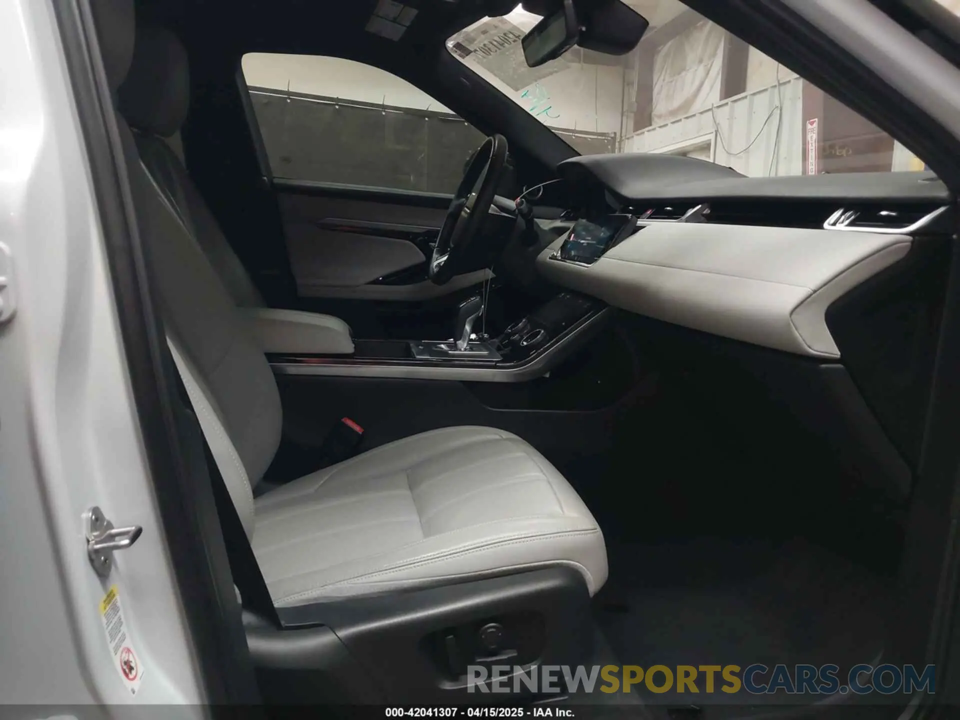5 Photograph of a damaged car SALZP2FX6LH070149 LAND ROVER RANGE ROVER EVOQUE 2020