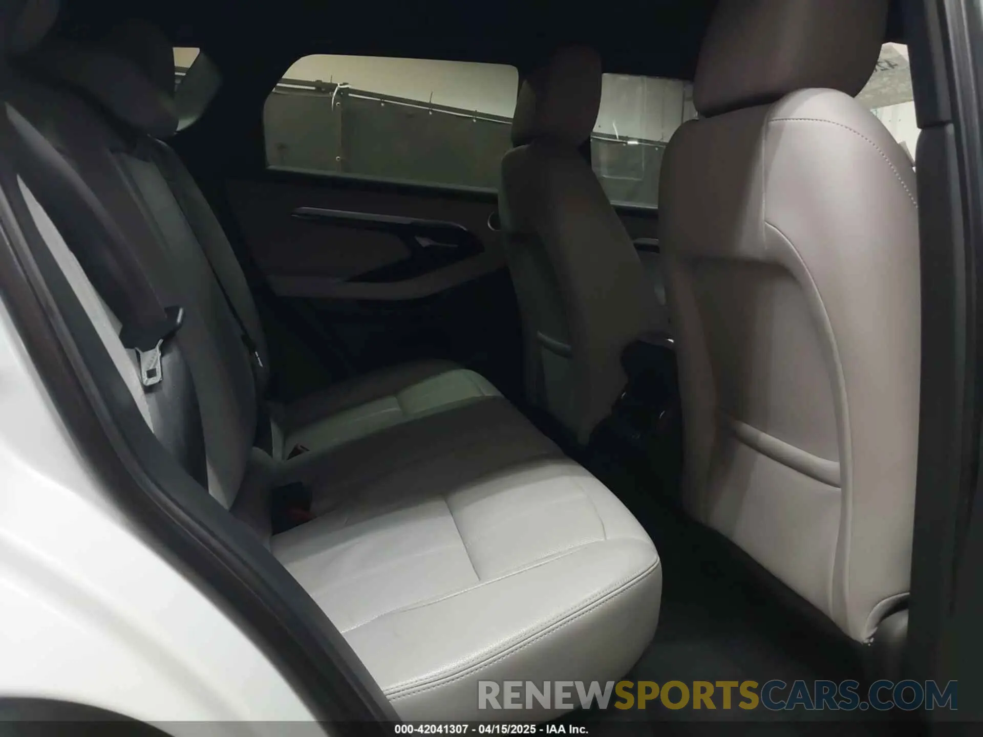 8 Photograph of a damaged car SALZP2FX6LH070149 LAND ROVER RANGE ROVER EVOQUE 2020