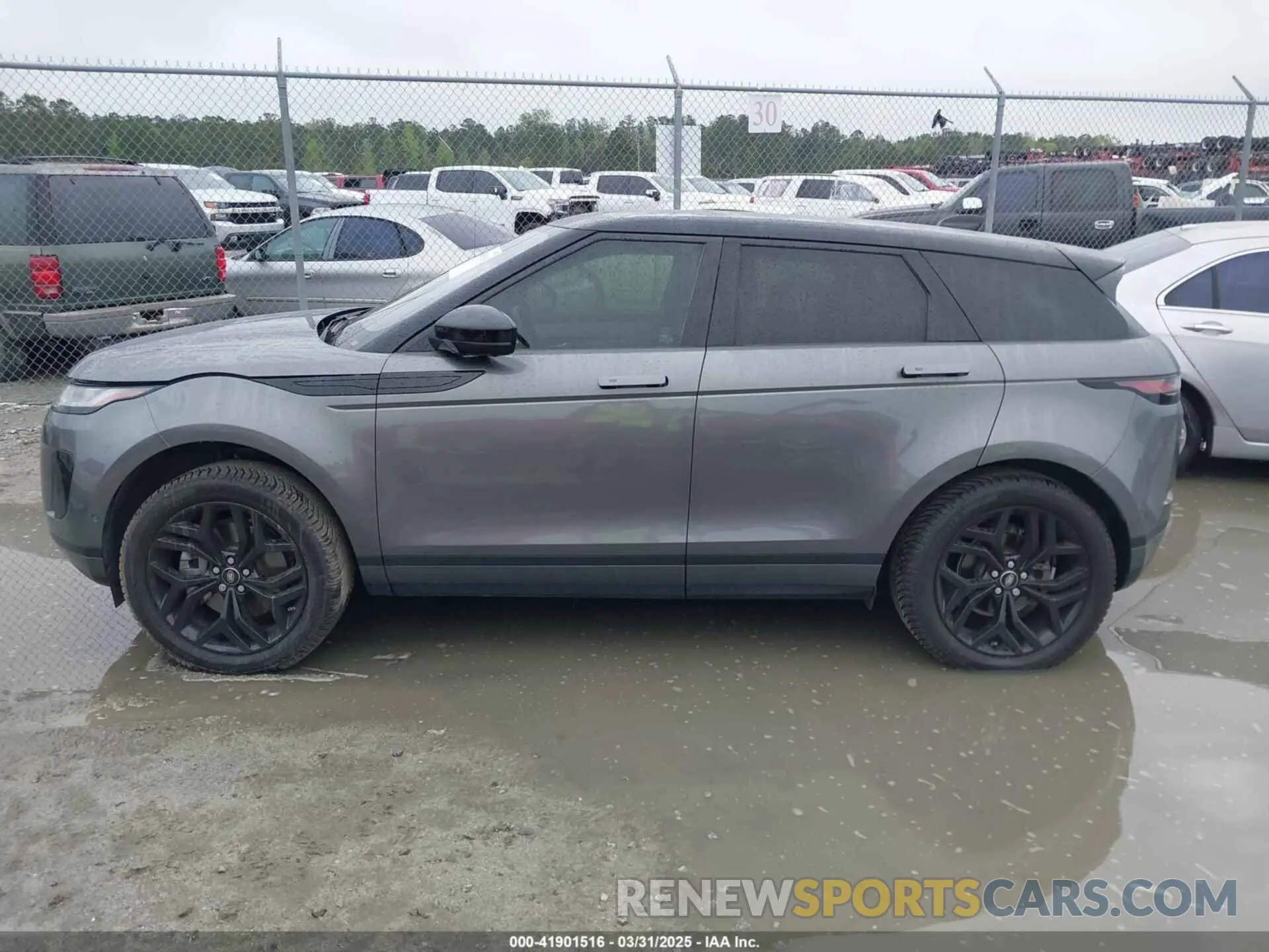 14 Photograph of a damaged car SALZP2FX7LH007738 LAND ROVER RANGE ROVER EVOQUE 2020