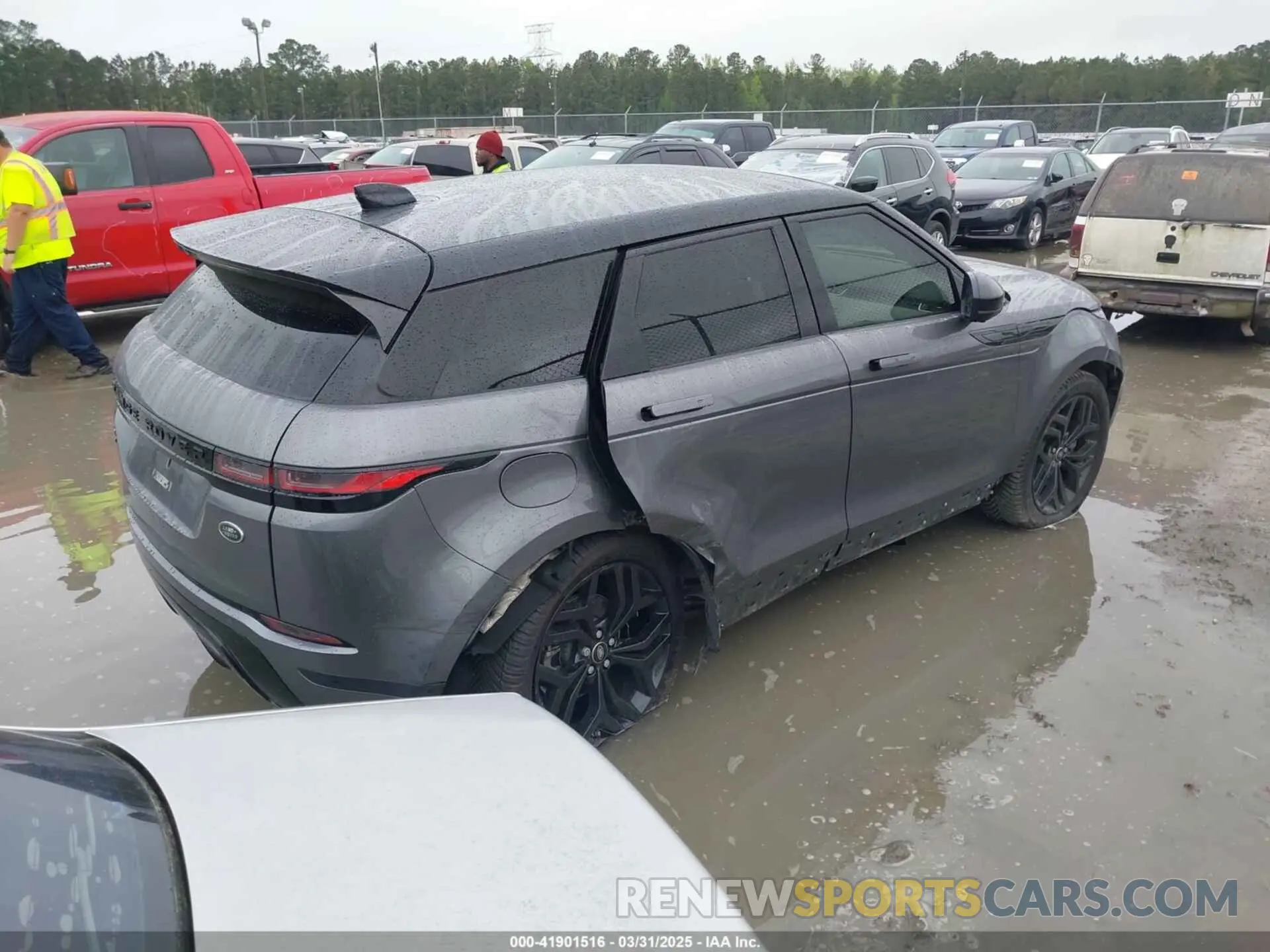 4 Photograph of a damaged car SALZP2FX7LH007738 LAND ROVER RANGE ROVER EVOQUE 2020