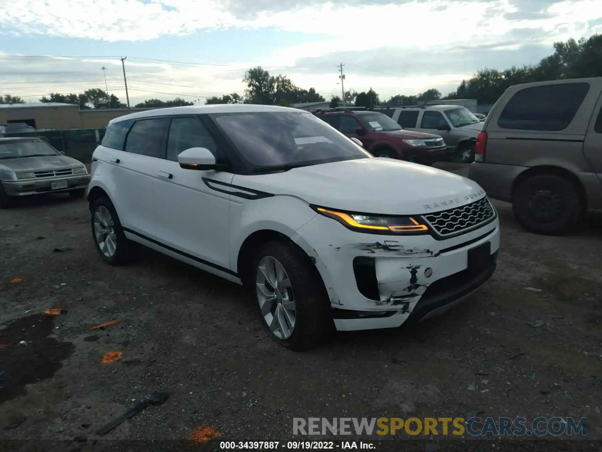 1 Photograph of a damaged car SALZP2FX7LH084531 LAND ROVER RANGE ROVER EVOQUE 2020