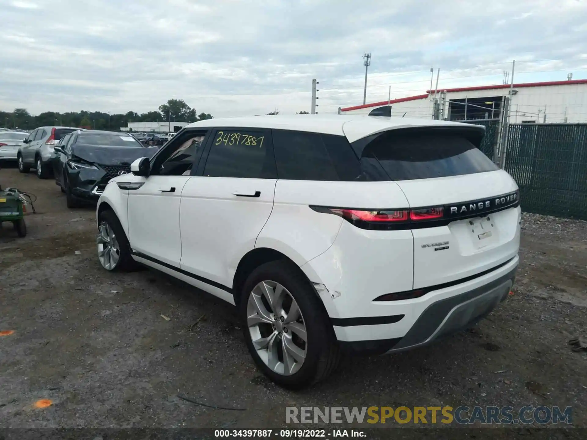 3 Photograph of a damaged car SALZP2FX7LH084531 LAND ROVER RANGE ROVER EVOQUE 2020