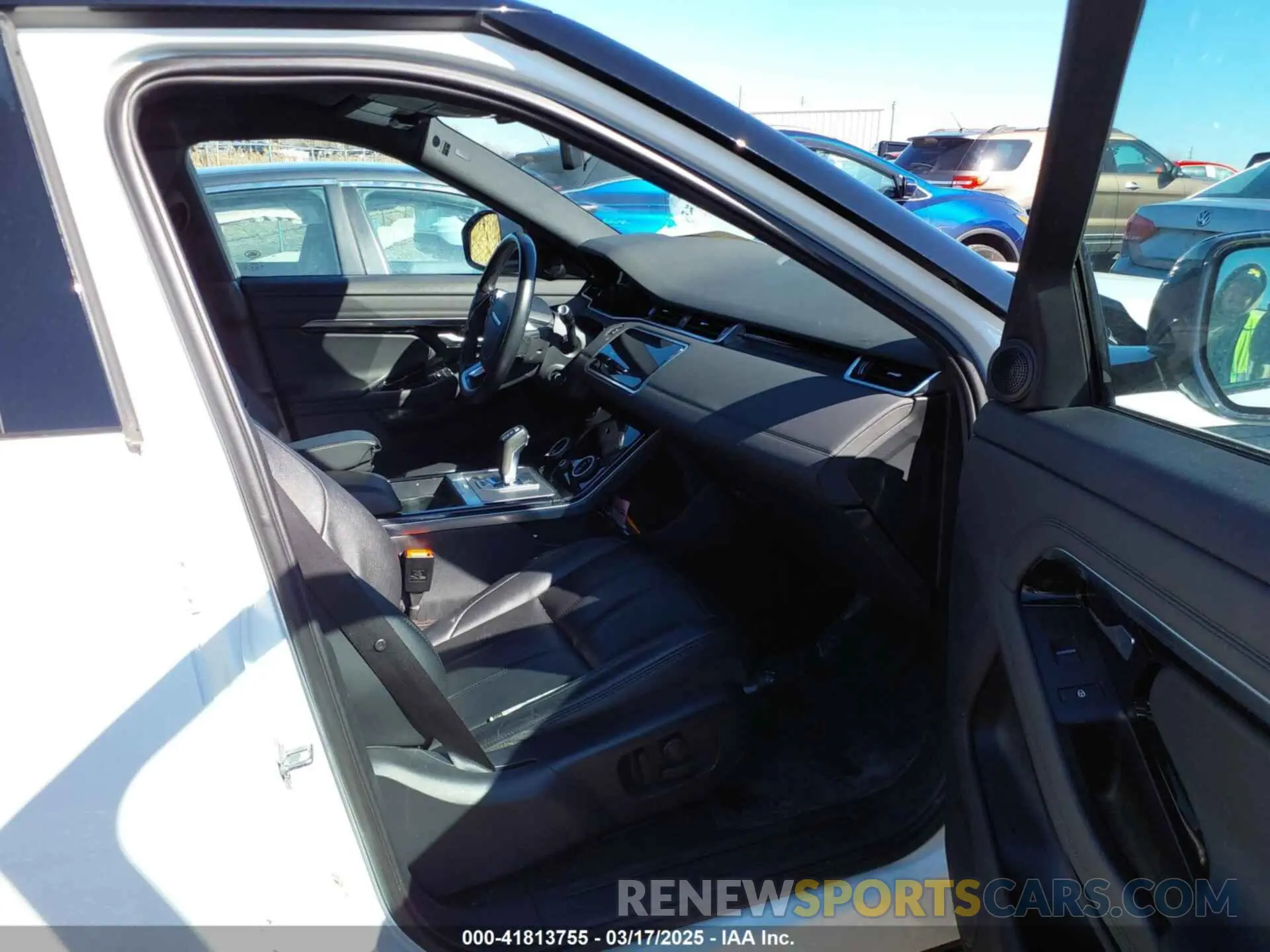5 Photograph of a damaged car SALZP2FX8LH013564 LAND ROVER RANGE ROVER EVOQUE 2020