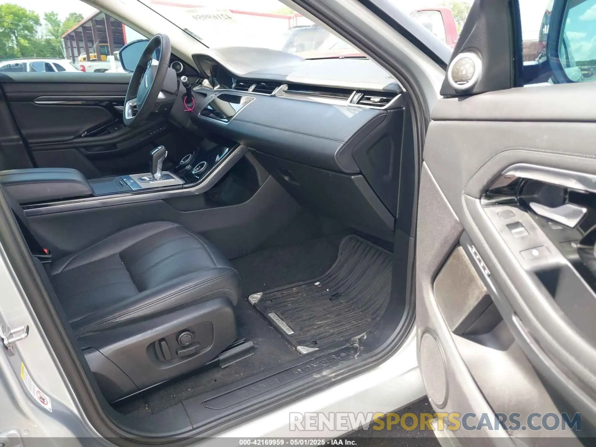 5 Photograph of a damaged car SALZP2FX9LH060618 LAND ROVER RANGE ROVER EVOQUE 2020