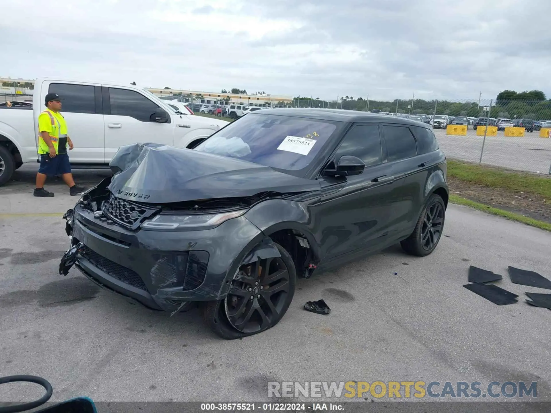 2 Photograph of a damaged car SALZP2FXXLH070641 LAND ROVER RANGE ROVER EVOQUE 2020