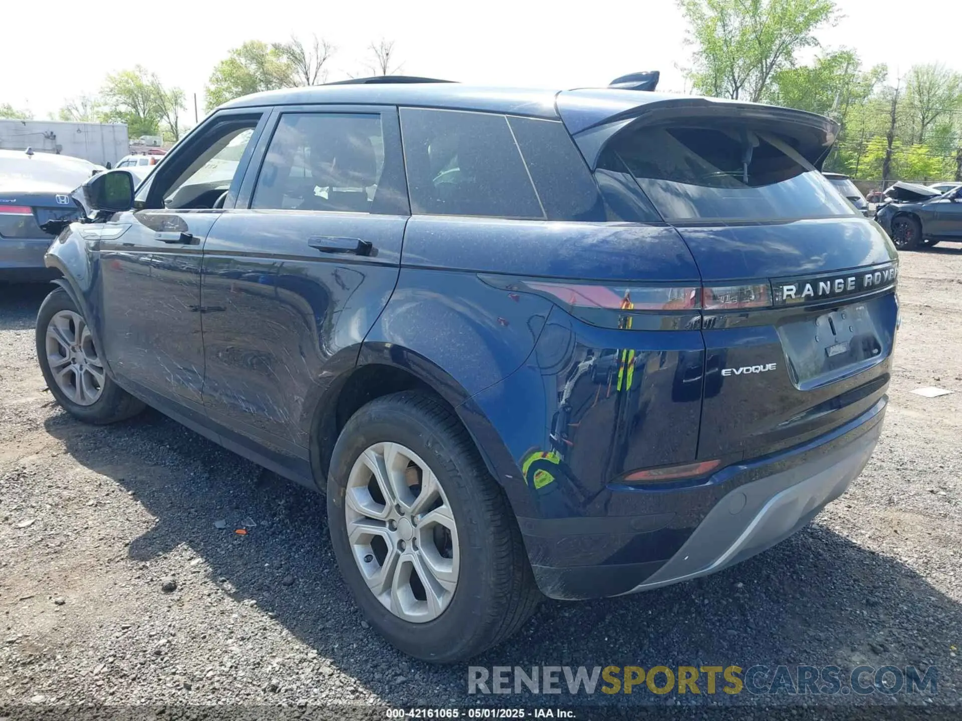 3 Photograph of a damaged car SALZJ2FX1MH130664 LAND ROVER RANGE ROVER EVOQUE 2021