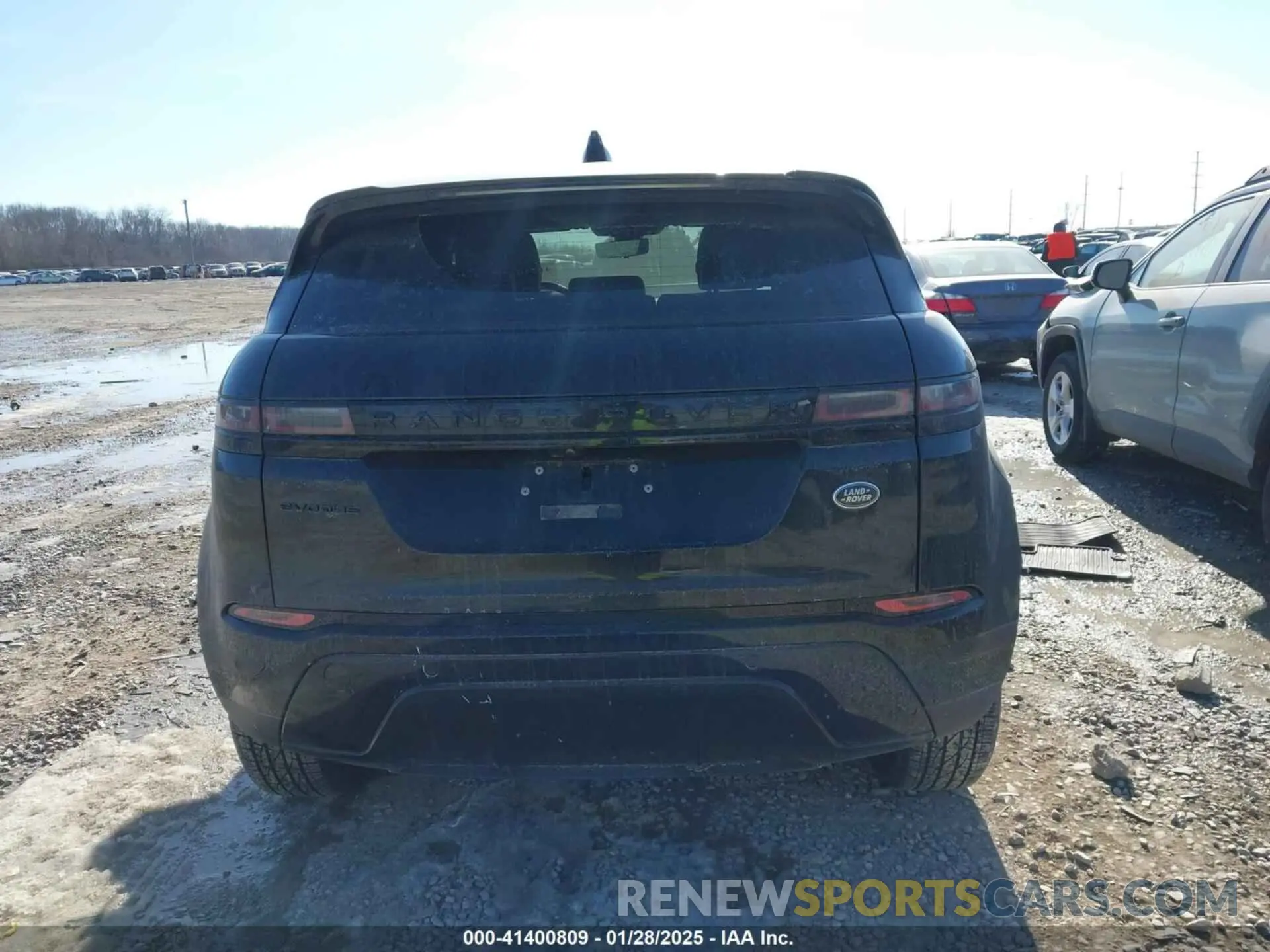 17 Photograph of a damaged car SALZJ2FX7MH122651 LAND ROVER RANGE ROVER EVOQUE 2021
