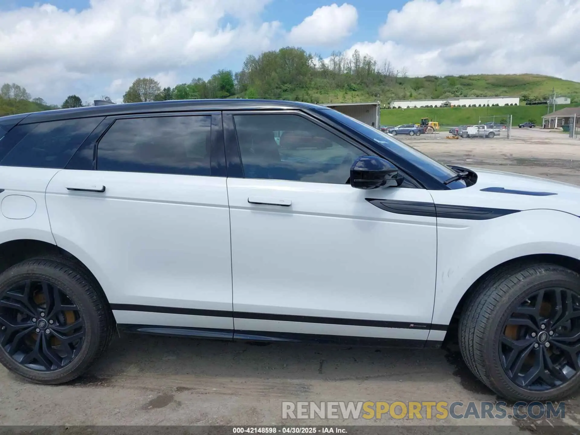 13 Photograph of a damaged car SALZL2FX8MH123737 LAND ROVER RANGE ROVER EVOQUE 2021