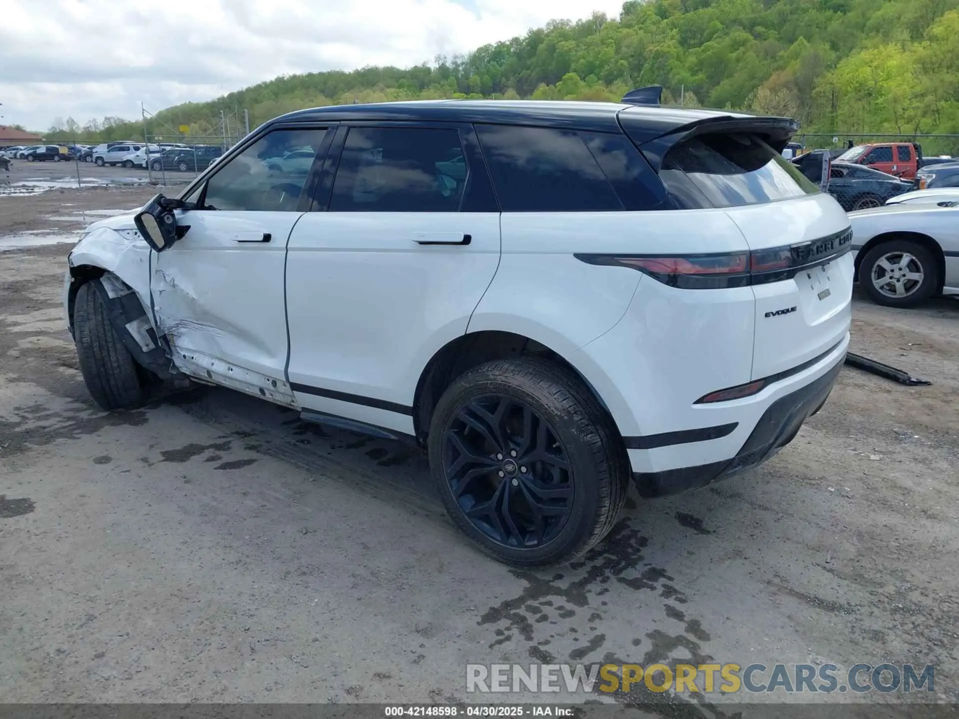 3 Photograph of a damaged car SALZL2FX8MH123737 LAND ROVER RANGE ROVER EVOQUE 2021