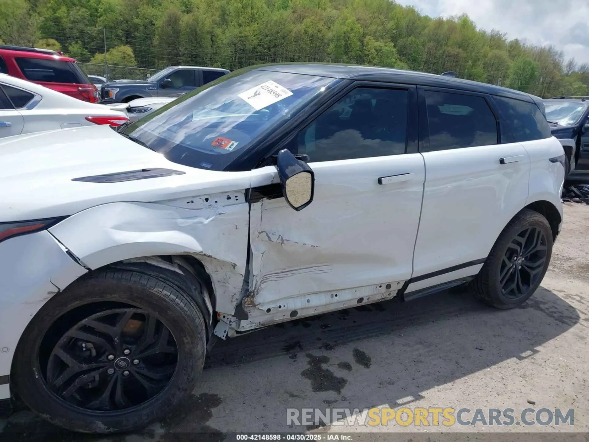 6 Photograph of a damaged car SALZL2FX8MH123737 LAND ROVER RANGE ROVER EVOQUE 2021