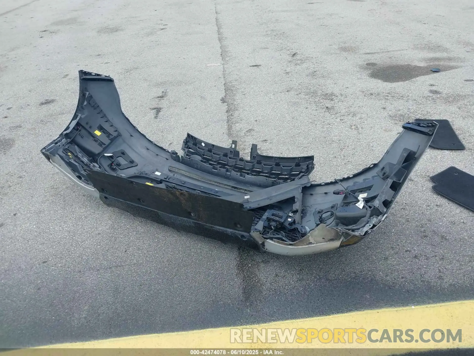 12 Photograph of a damaged car SALZL2FXXMH144234 LAND ROVER RANGE ROVER EVOQUE 2021