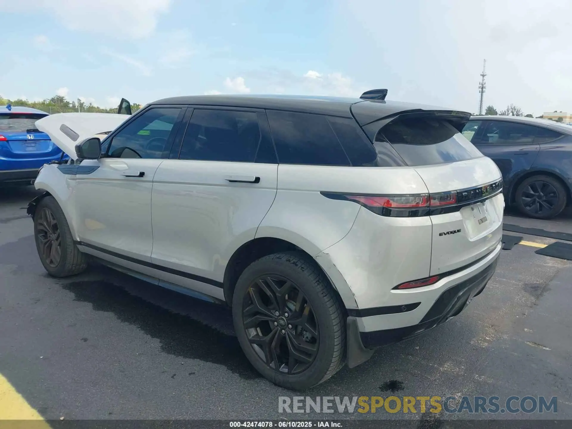 3 Photograph of a damaged car SALZL2FXXMH144234 LAND ROVER RANGE ROVER EVOQUE 2021