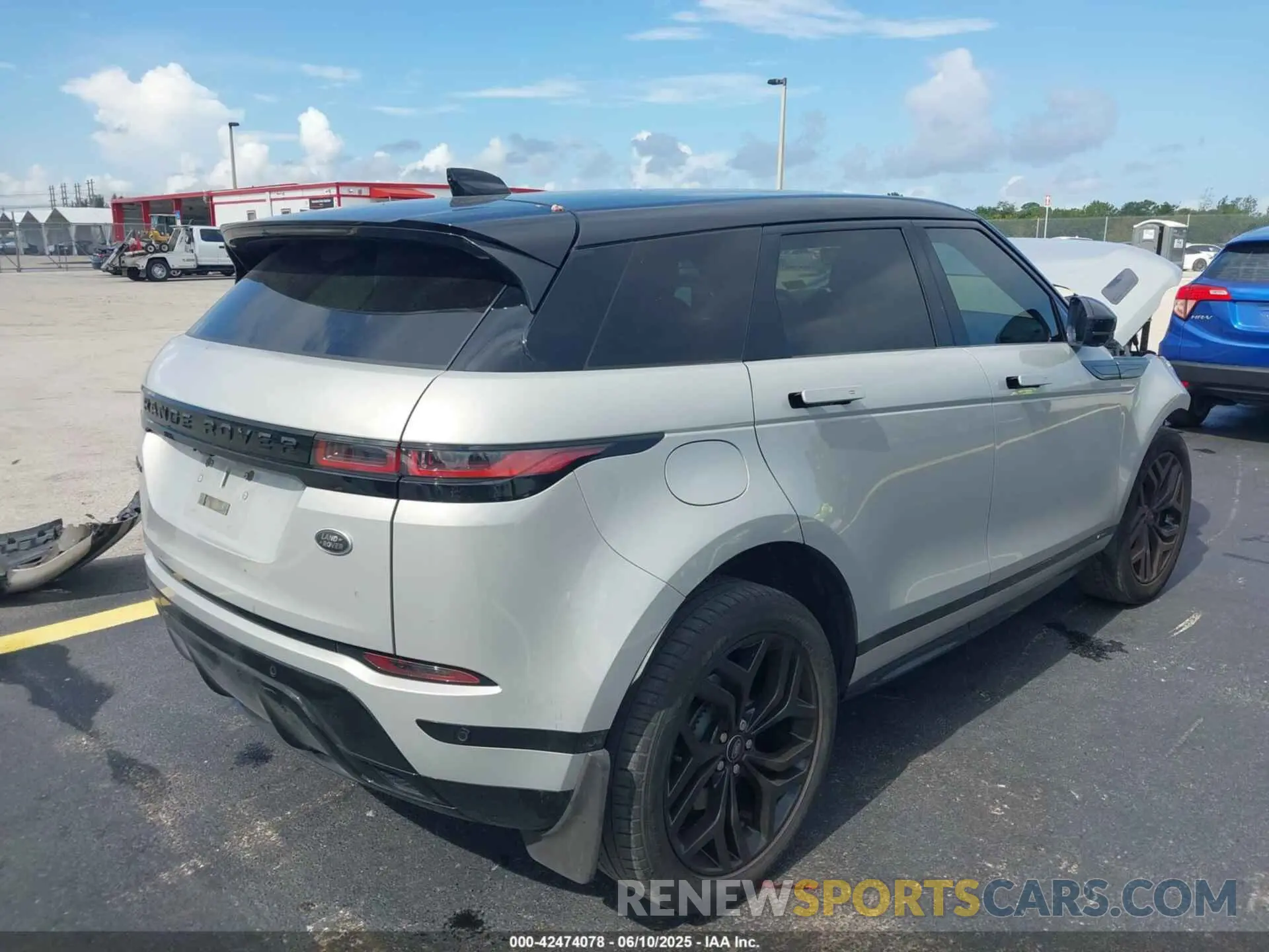 4 Photograph of a damaged car SALZL2FXXMH144234 LAND ROVER RANGE ROVER EVOQUE 2021