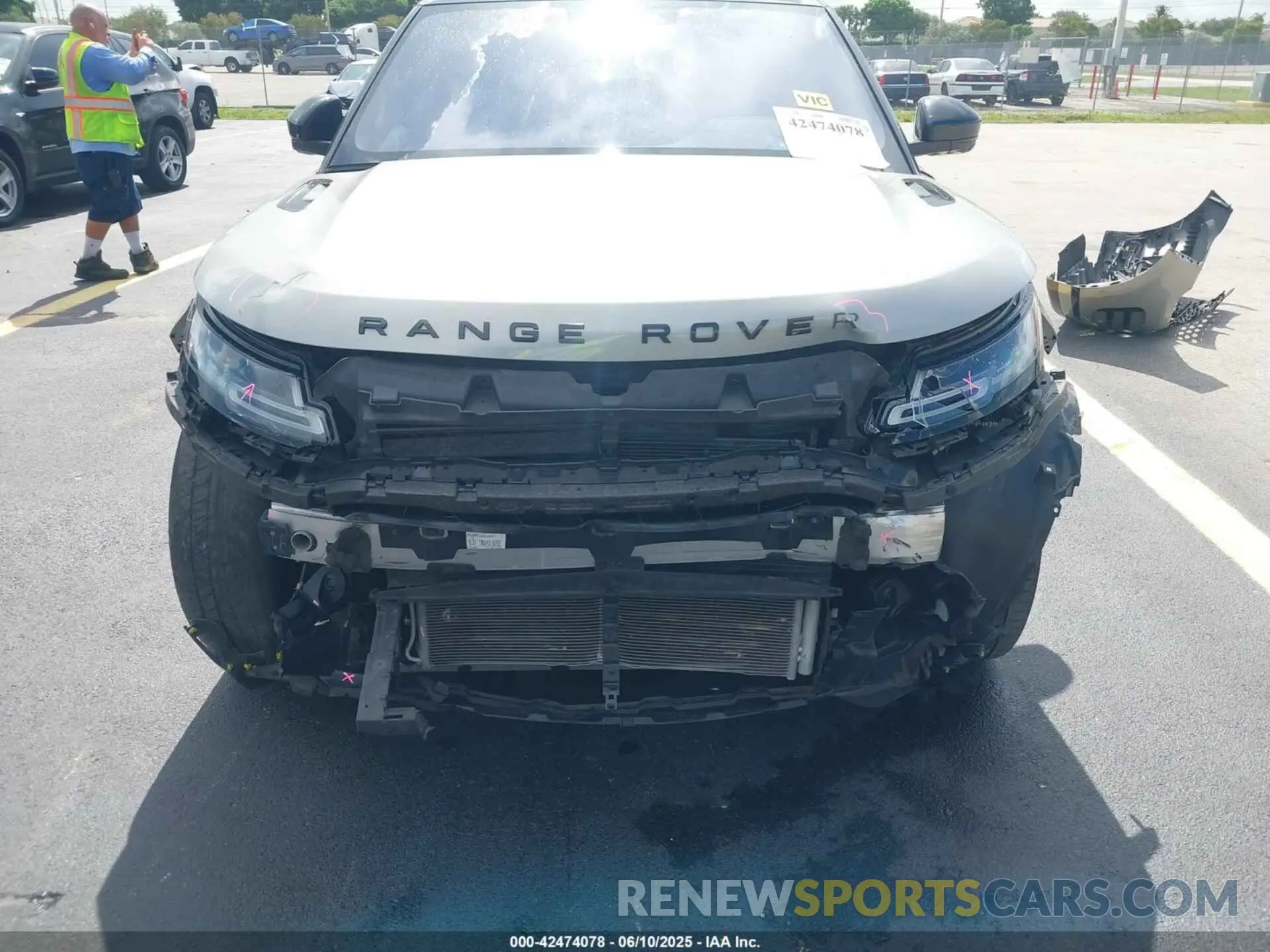 6 Photograph of a damaged car SALZL2FXXMH144234 LAND ROVER RANGE ROVER EVOQUE 2021