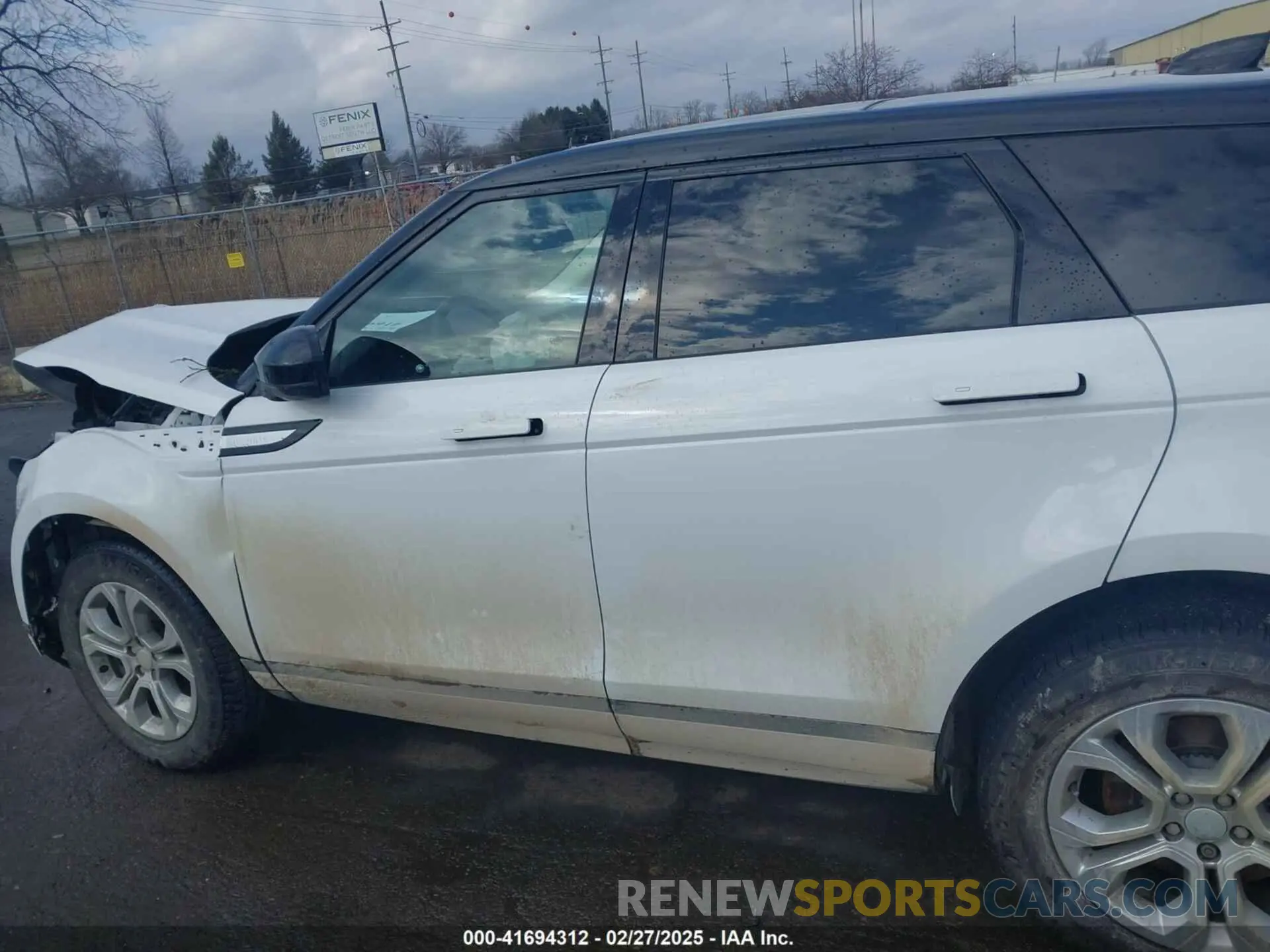 15 Photograph of a damaged car SALZJ2FX6NH165914 LAND ROVER RANGE ROVER EVOQUE 2022