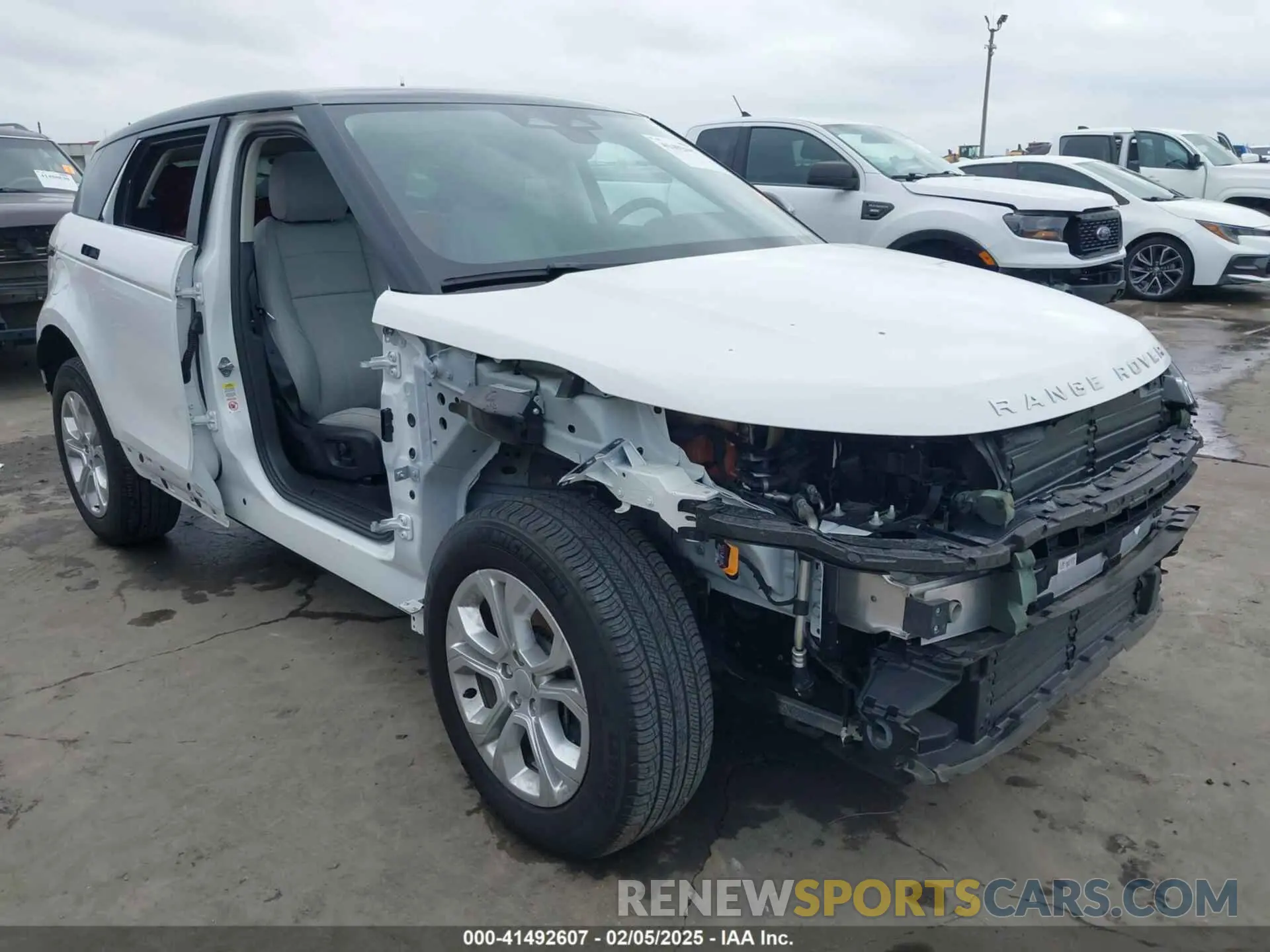 1 Photograph of a damaged car SALZJ2FX1PH206131 LAND ROVER RANGE ROVER EVOQUE 2023