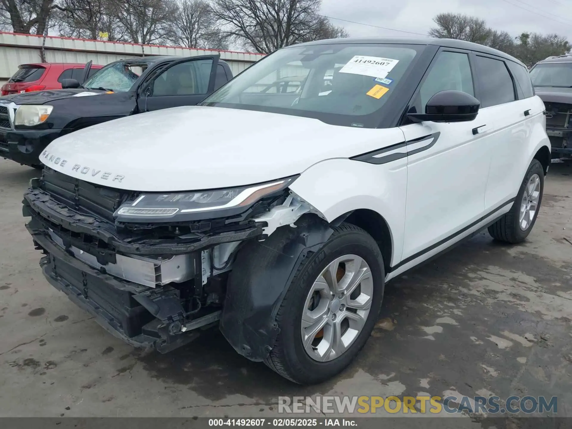 2 Photograph of a damaged car SALZJ2FX1PH206131 LAND ROVER RANGE ROVER EVOQUE 2023