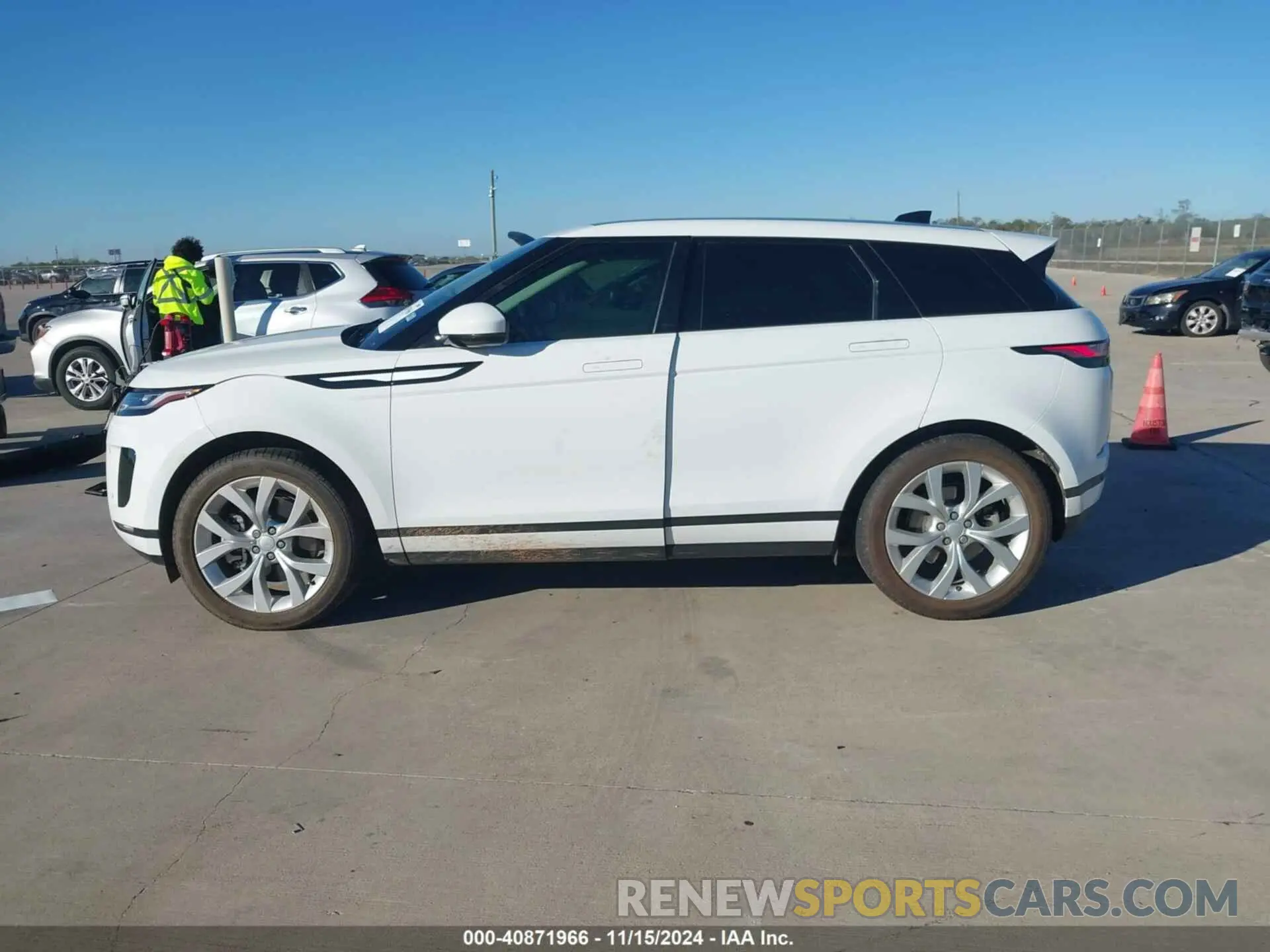 14 Photograph of a damaged car SALZP2FX0PH202442 LAND ROVER RANGE ROVER EVOQUE 2023