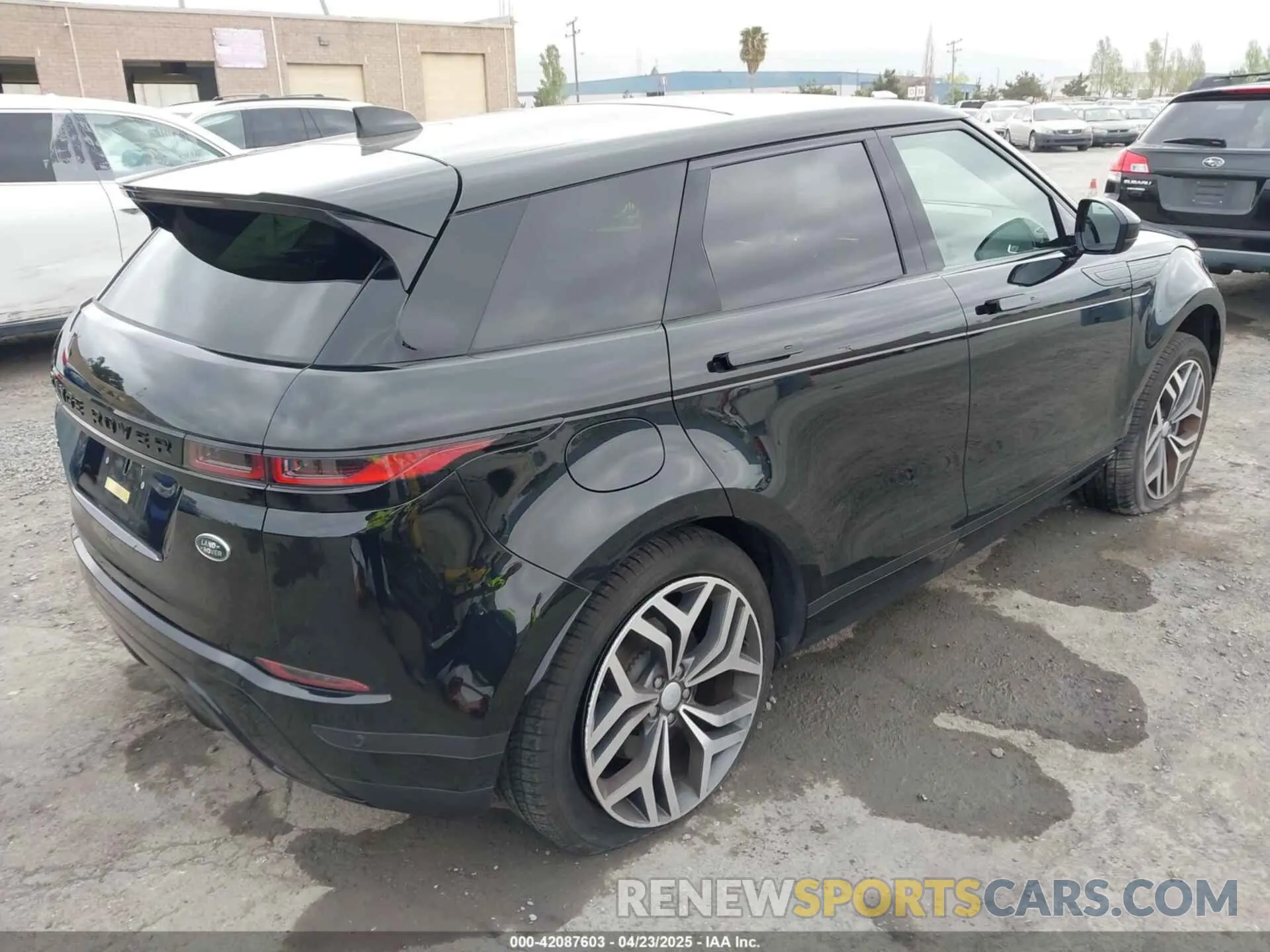 4 Photograph of a damaged car SALZP2FX6PH203711 LAND ROVER RANGE ROVER EVOQUE 2023