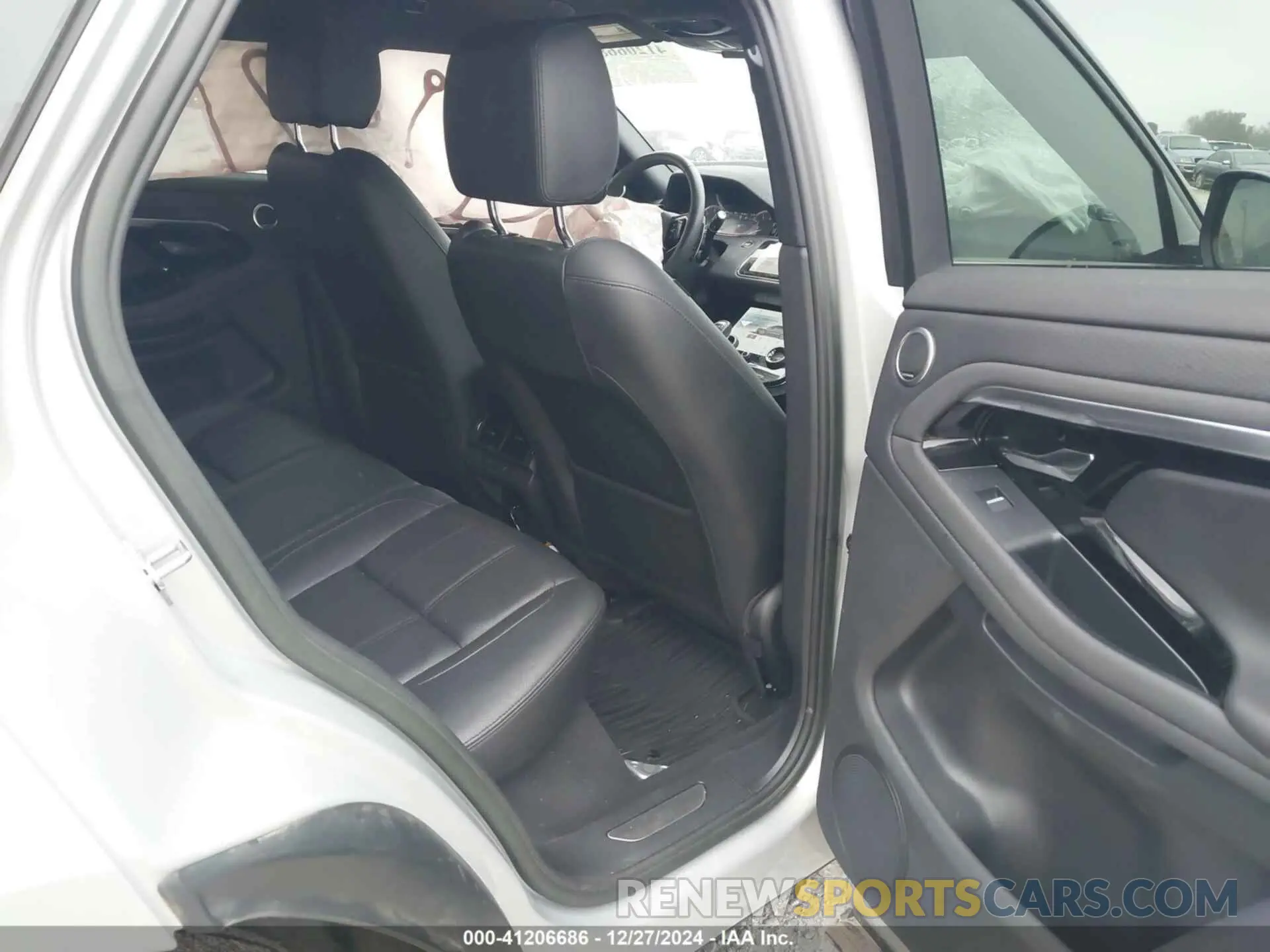 8 Photograph of a damaged car SALZT2FX4PH198701 LAND ROVER RANGE ROVER EVOQUE 2023