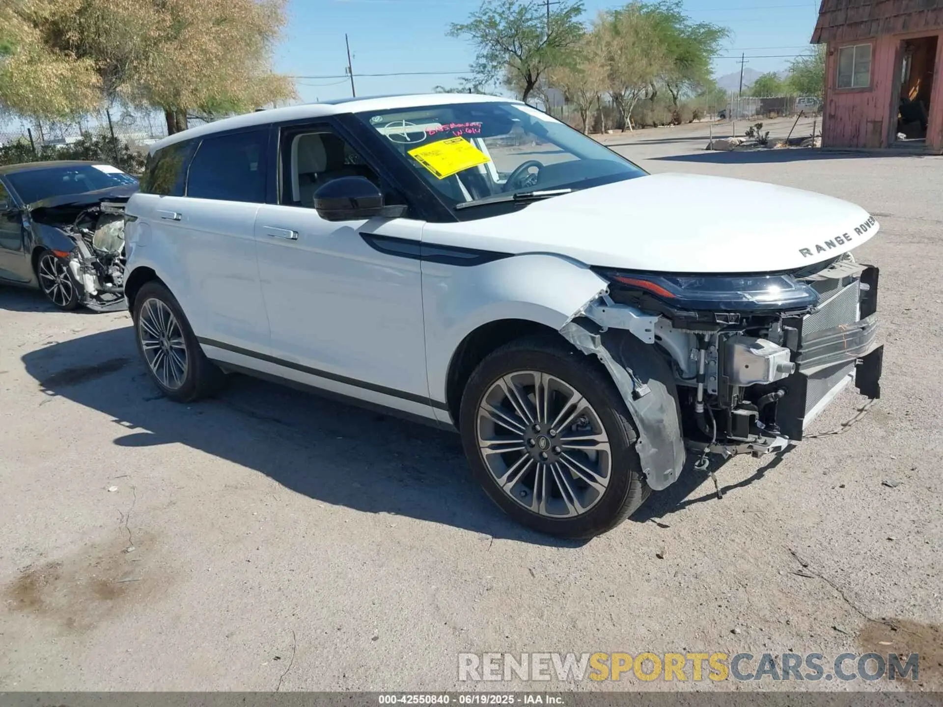 1 Photograph of a damaged car SALZJ2FX8RH246290 LAND ROVER RANGE ROVER EVOQUE 2024